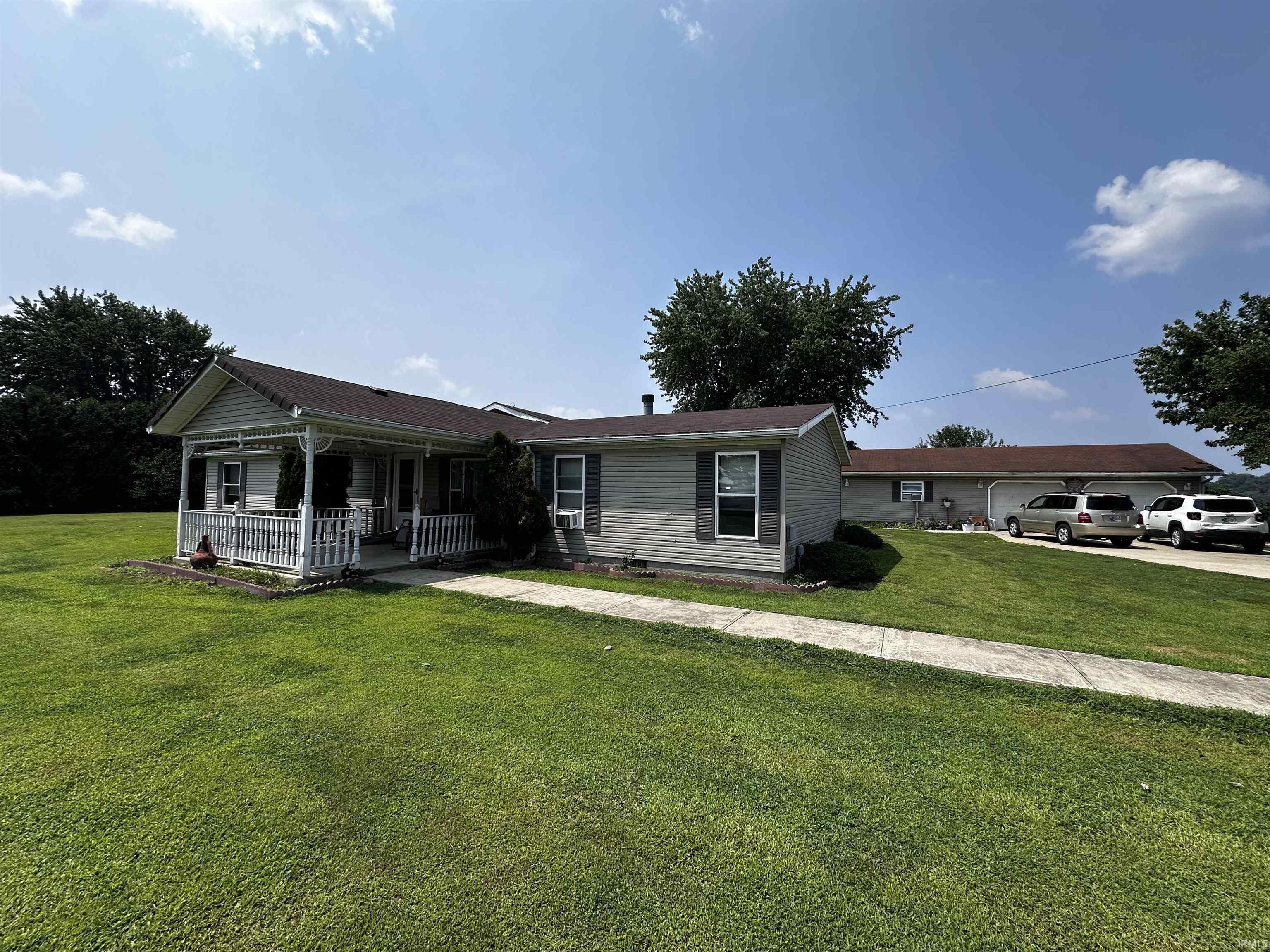 Homes for sale in Galveston, IN | 8214 S County Road 1100 E Road, Galveston, IN 46932 | MLS# 202510381