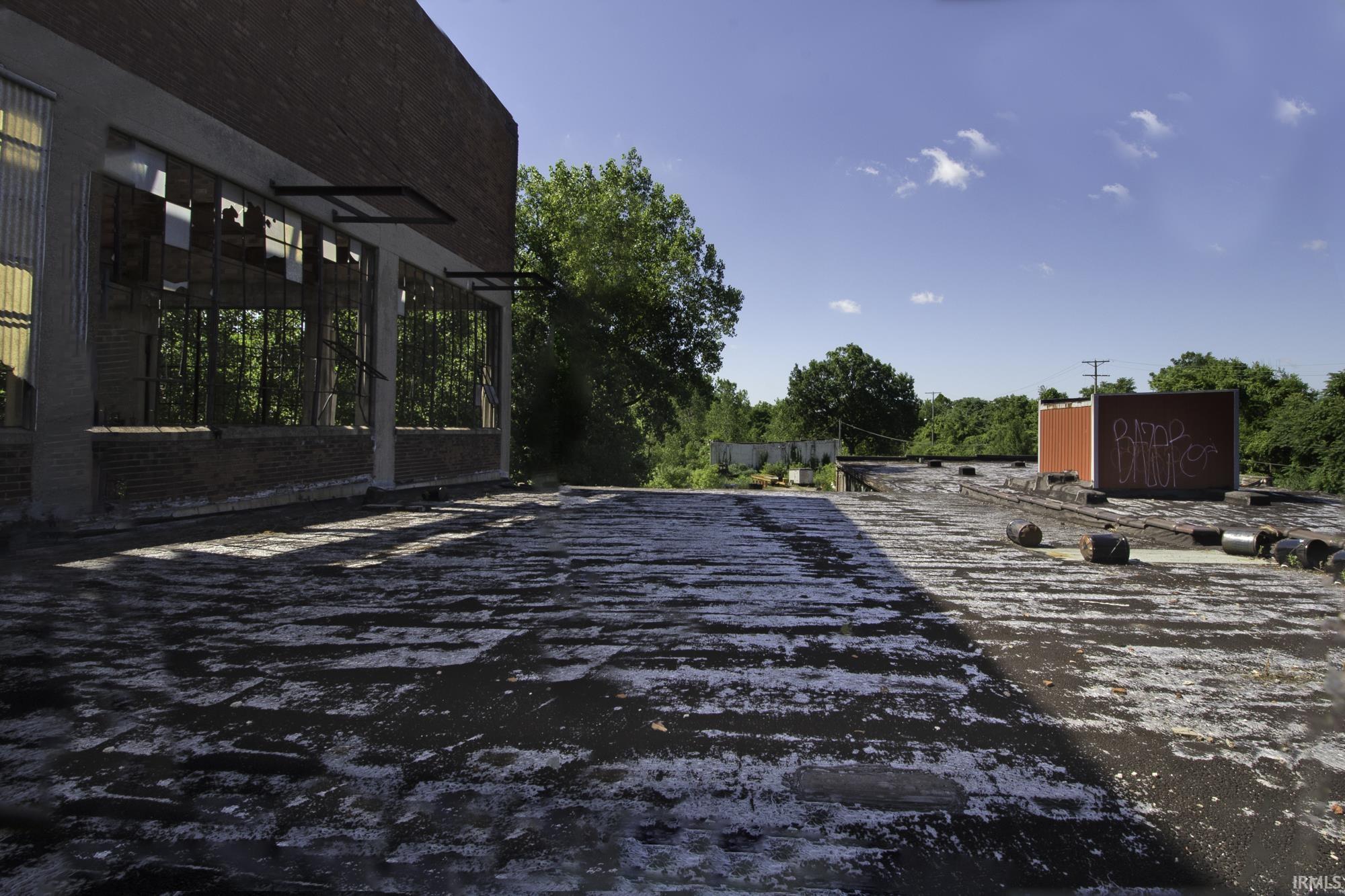 Photo 18 of 506 Edgerton Avenue