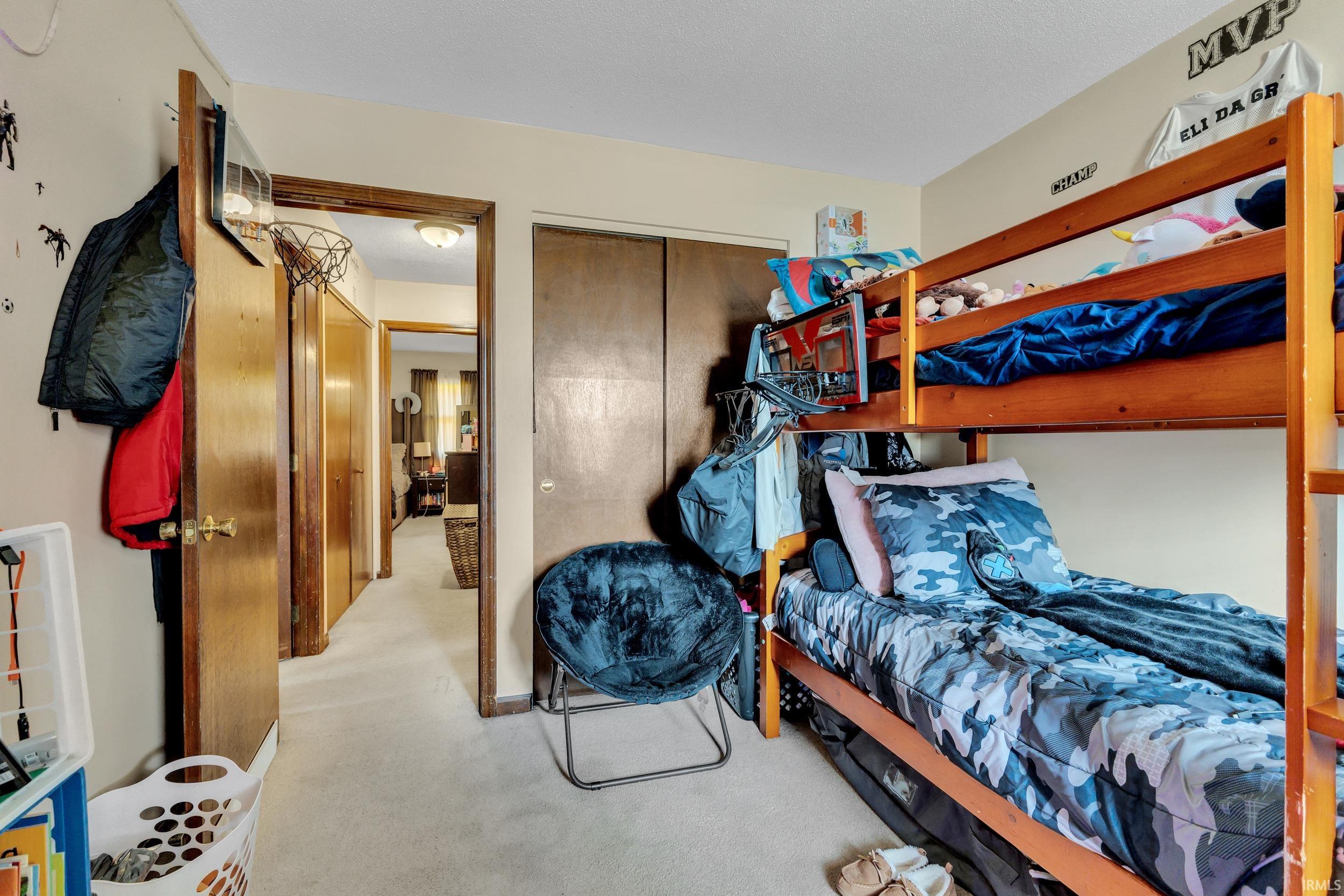 Photo 15 of 6910 Malvern Drive