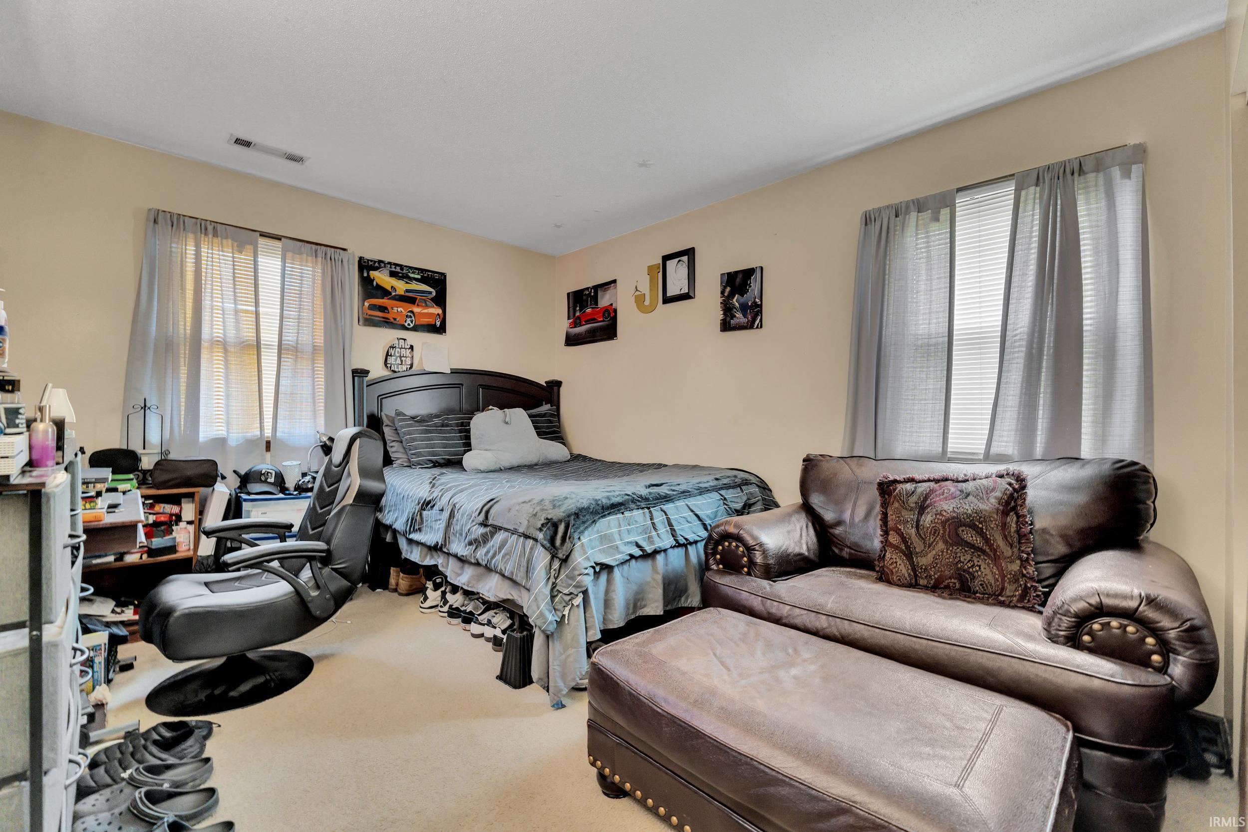 Photo 16 of 6910 Malvern Drive