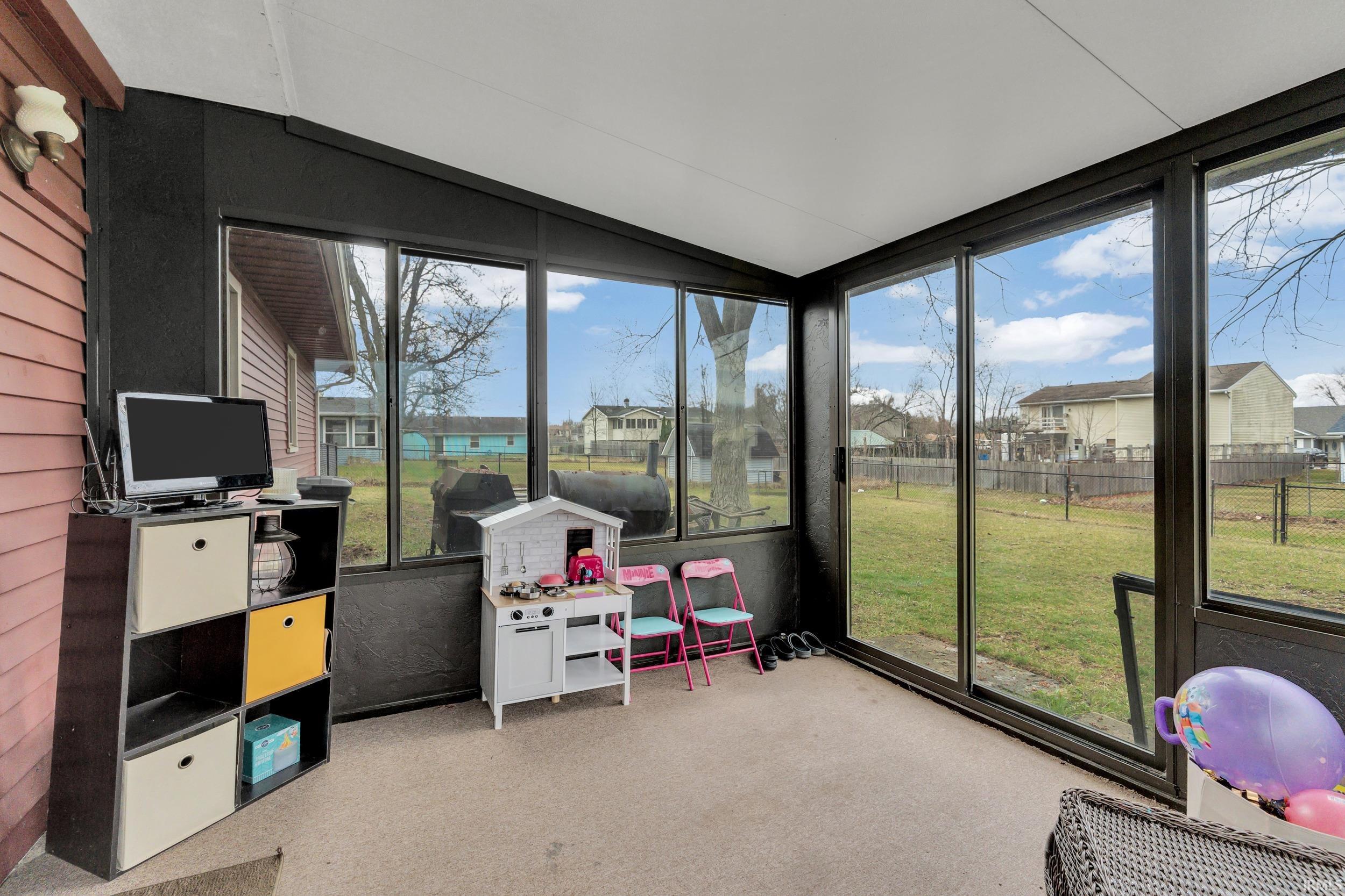 Photo 22 of 6910 Malvern Drive