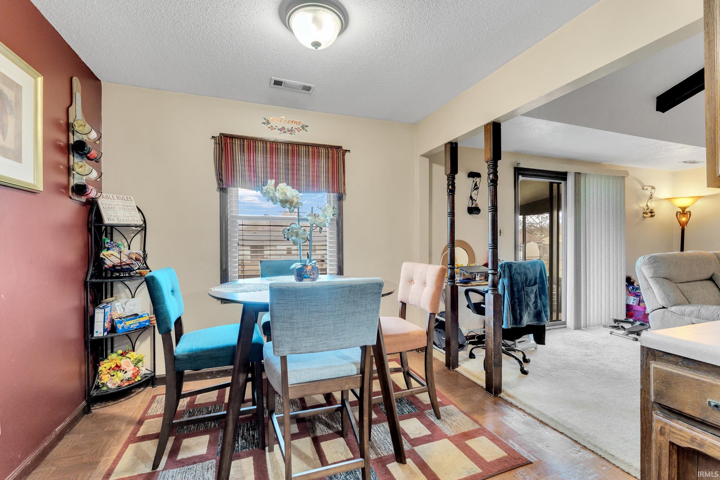 Photo 9 of 6910 Malvern Drive