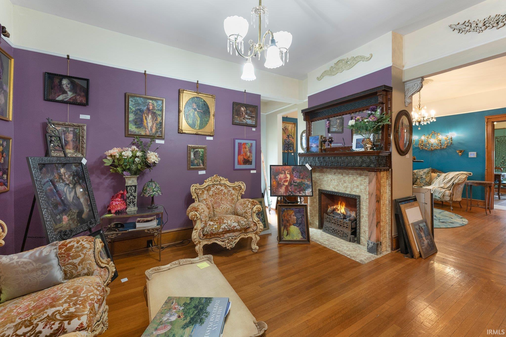 Photo 14 of 215 W Creighton Avenue