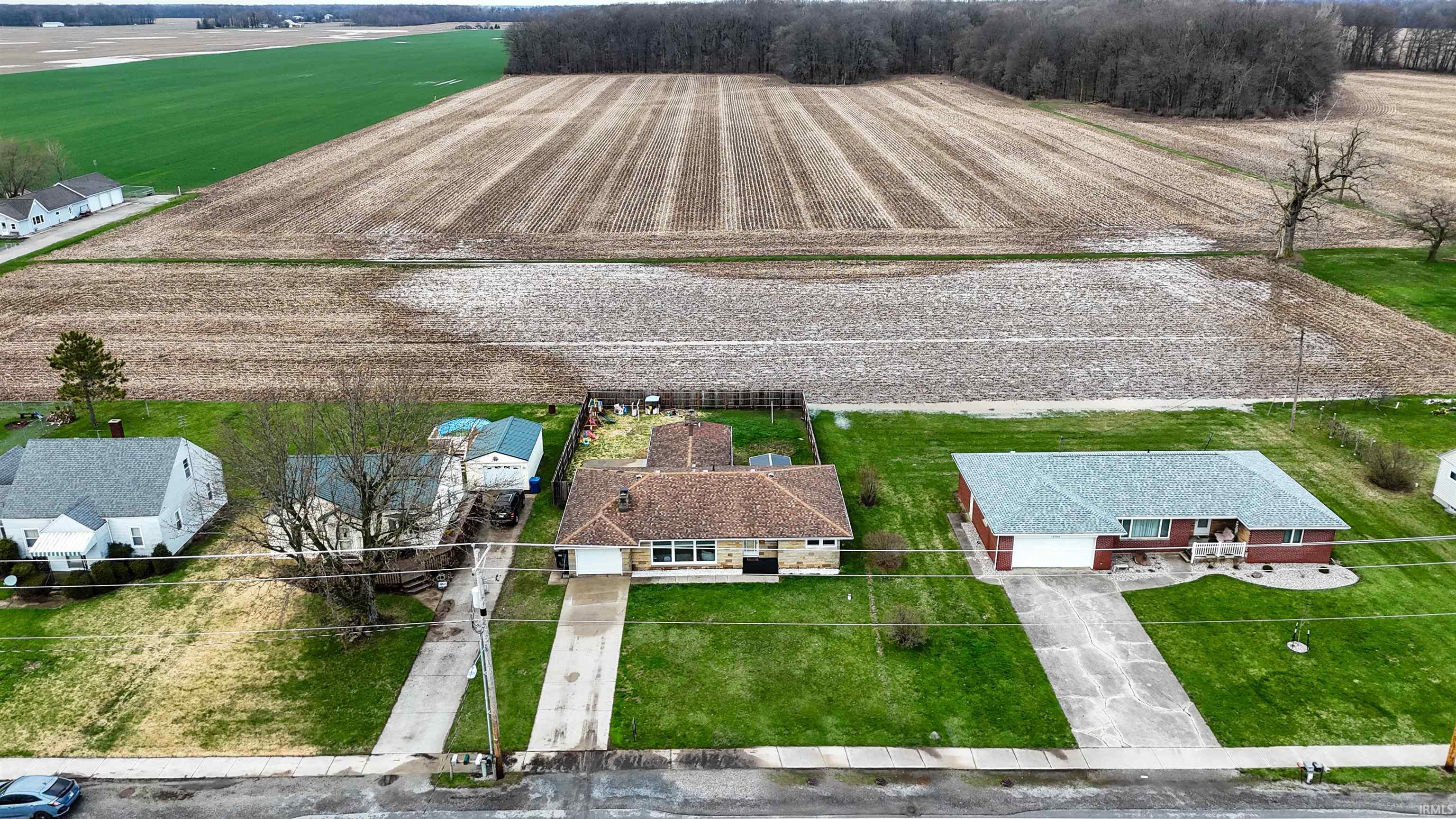 Photo 6 of 11633 Hoagland Road