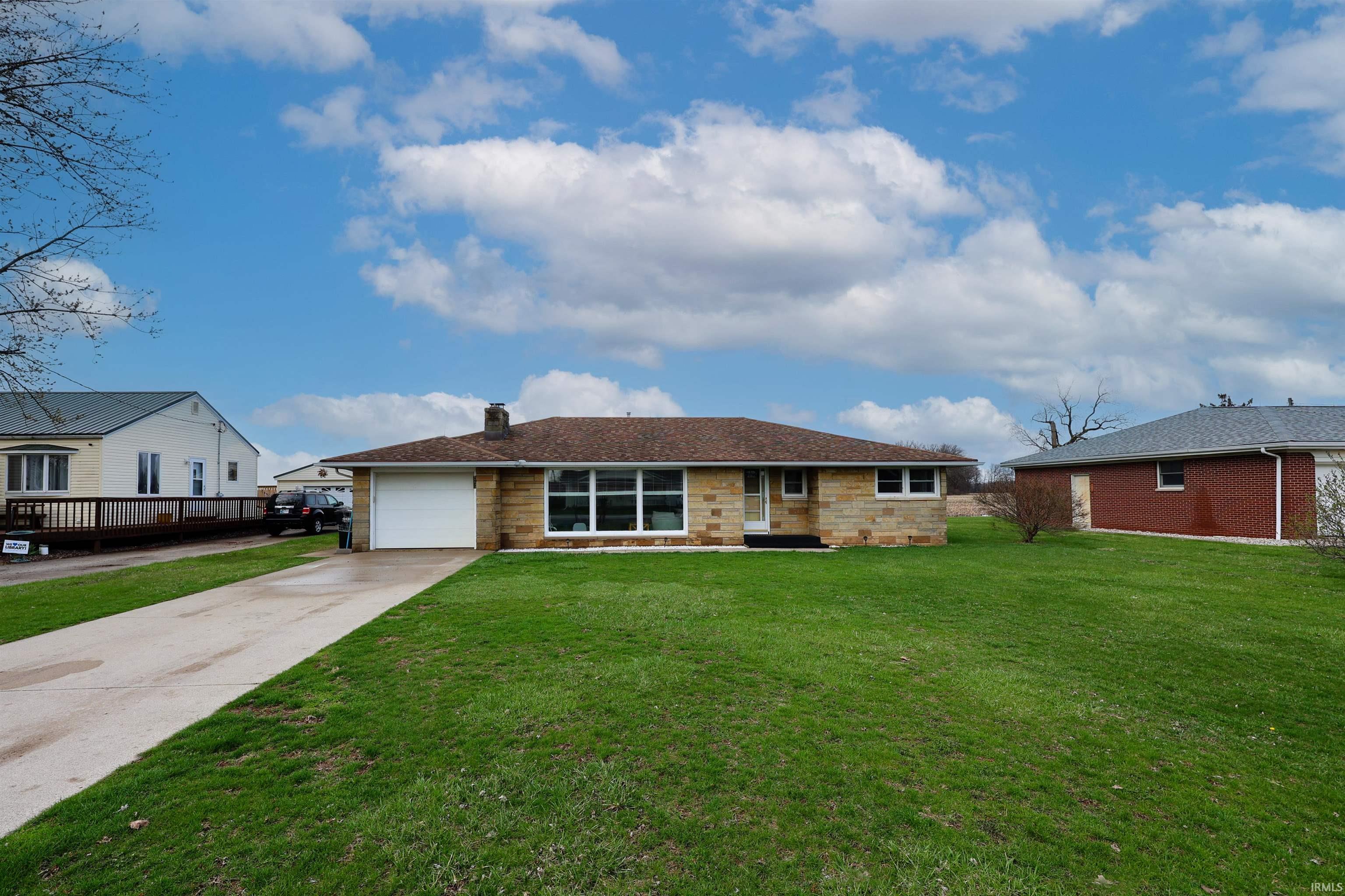Photo 7 of 11633 Hoagland Road