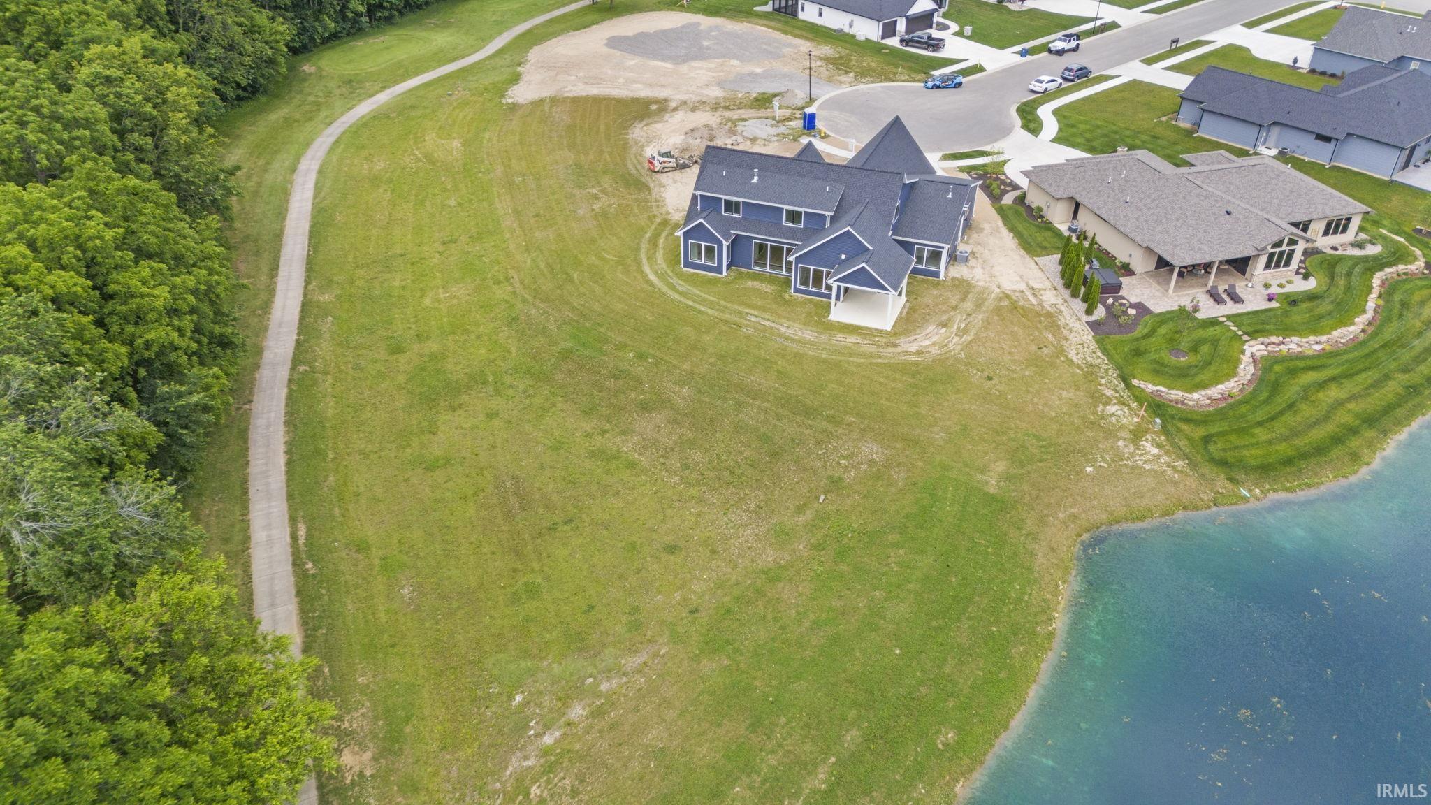 Photo 4 of 1801 Golfview Drive