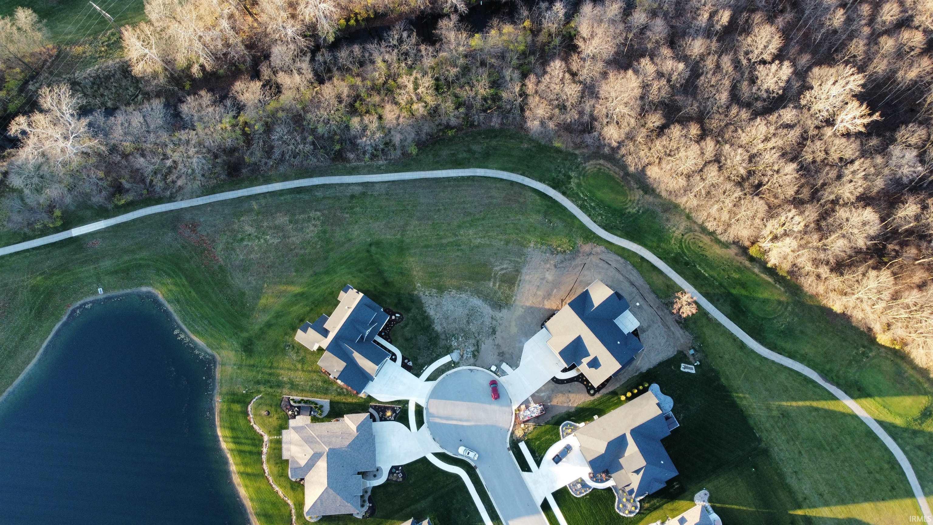 Photo 2 of 1800 Golfview Drive