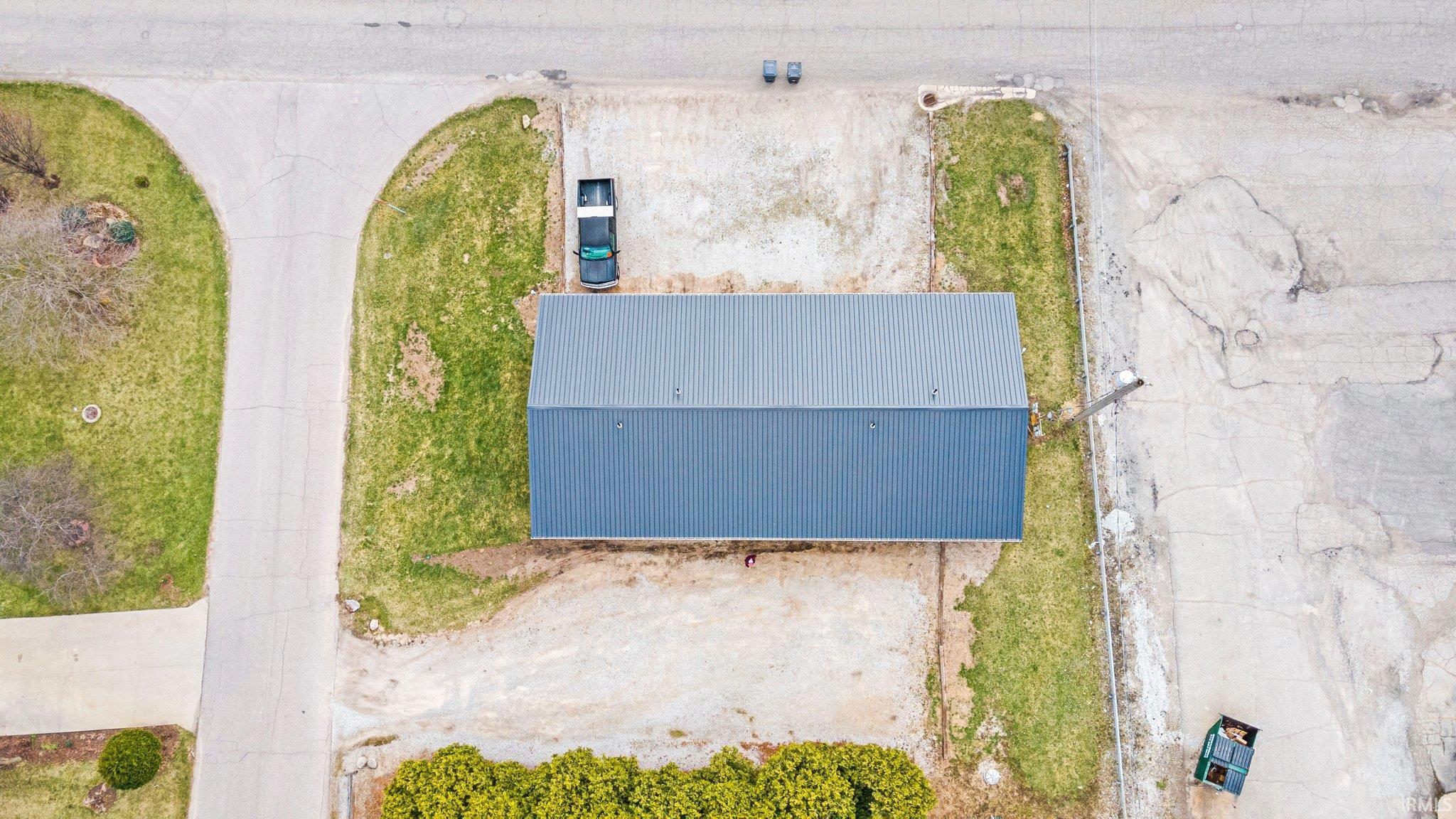 Photo 4 of 210 W School Street
