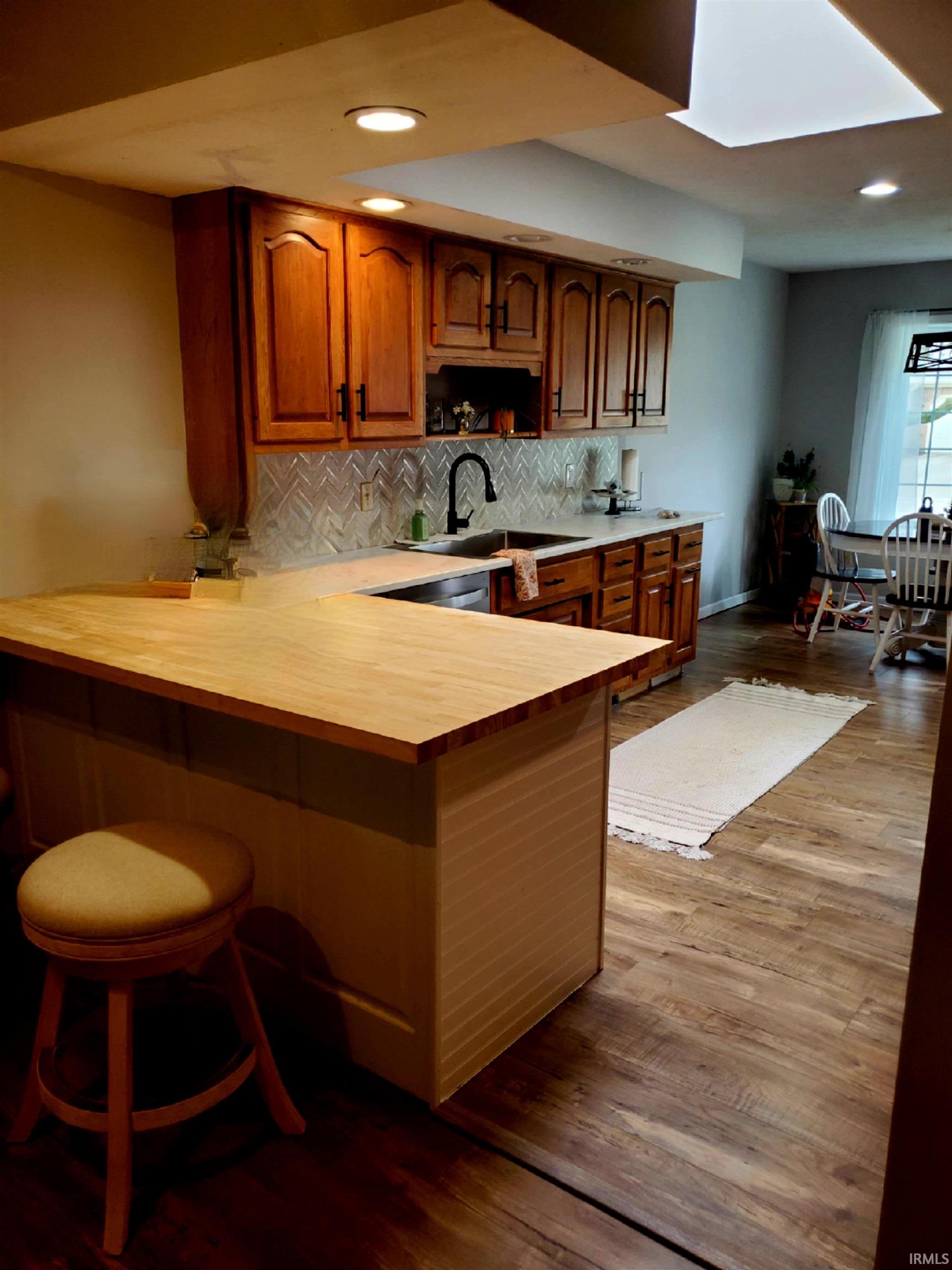 Photo 5 of 1415 Hampton Circle