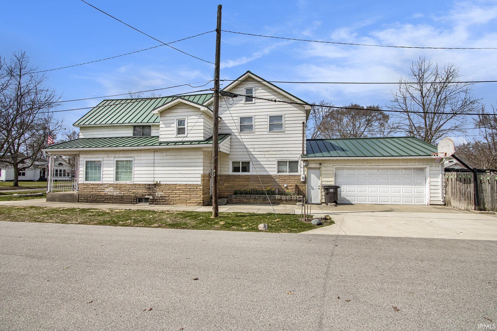 Photo 2 of 1134 Edwardsburg Avenue
