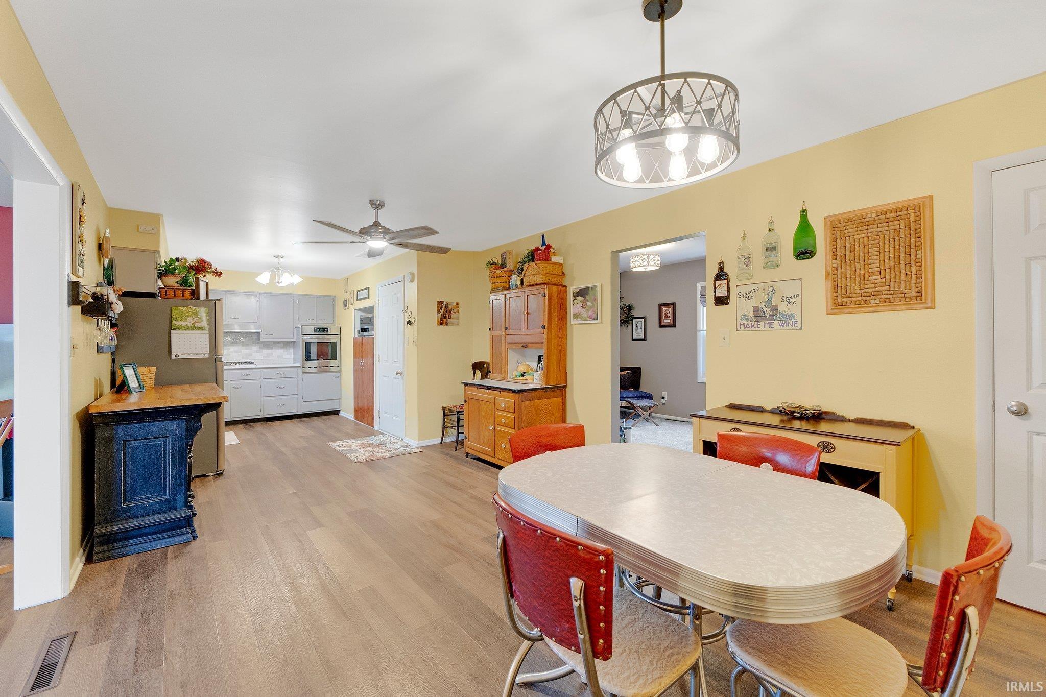 Photo 10 of 5517 Rothermere Drive