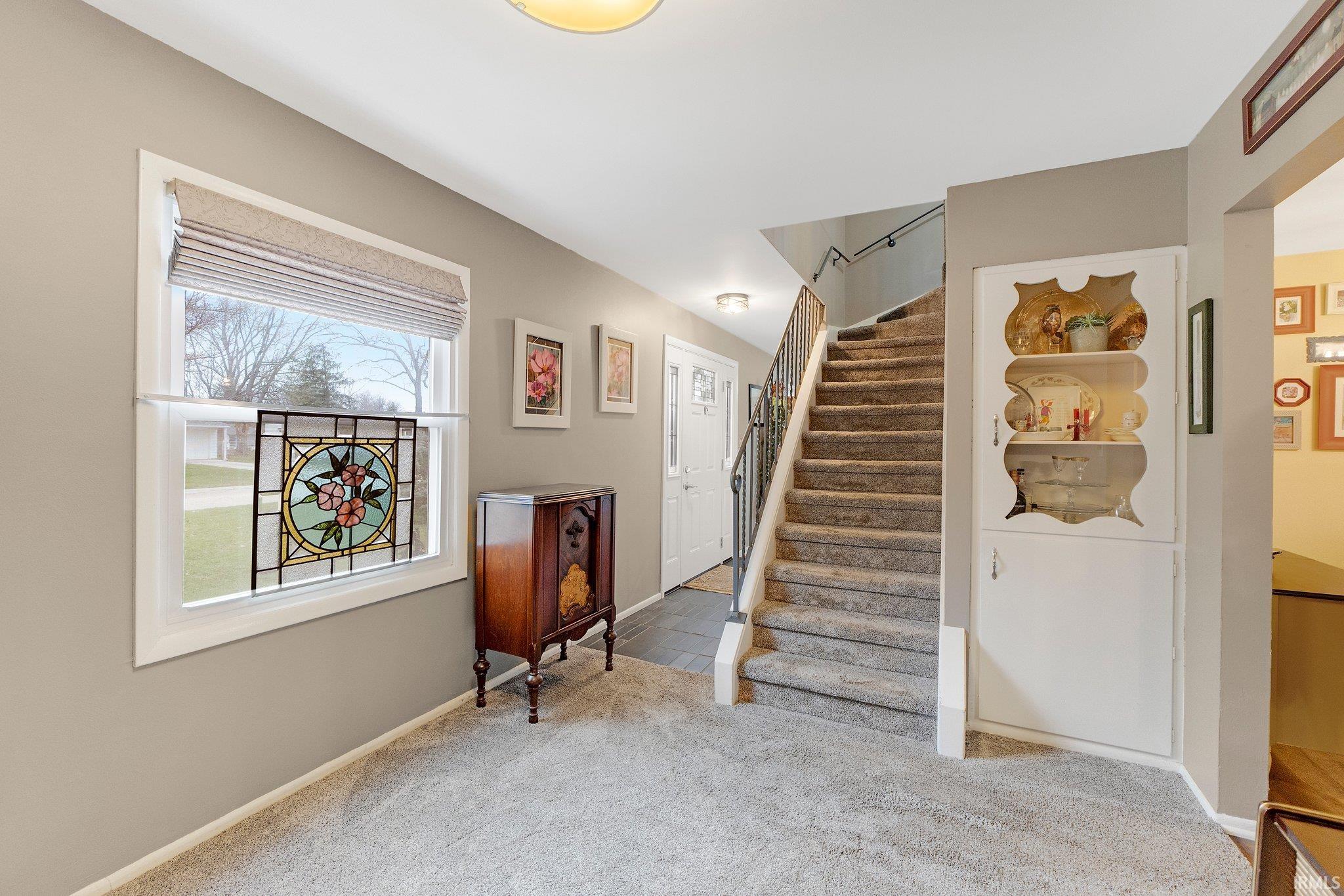 Photo 2 of 5517 Rothermere Drive