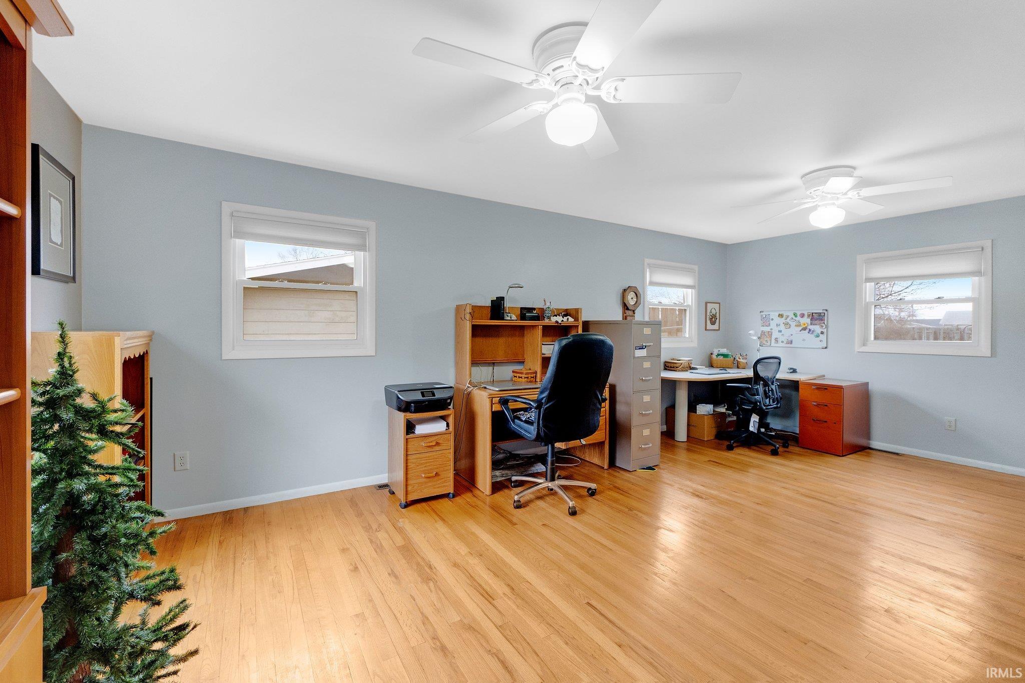 Photo 6 of 5517 Rothermere Drive