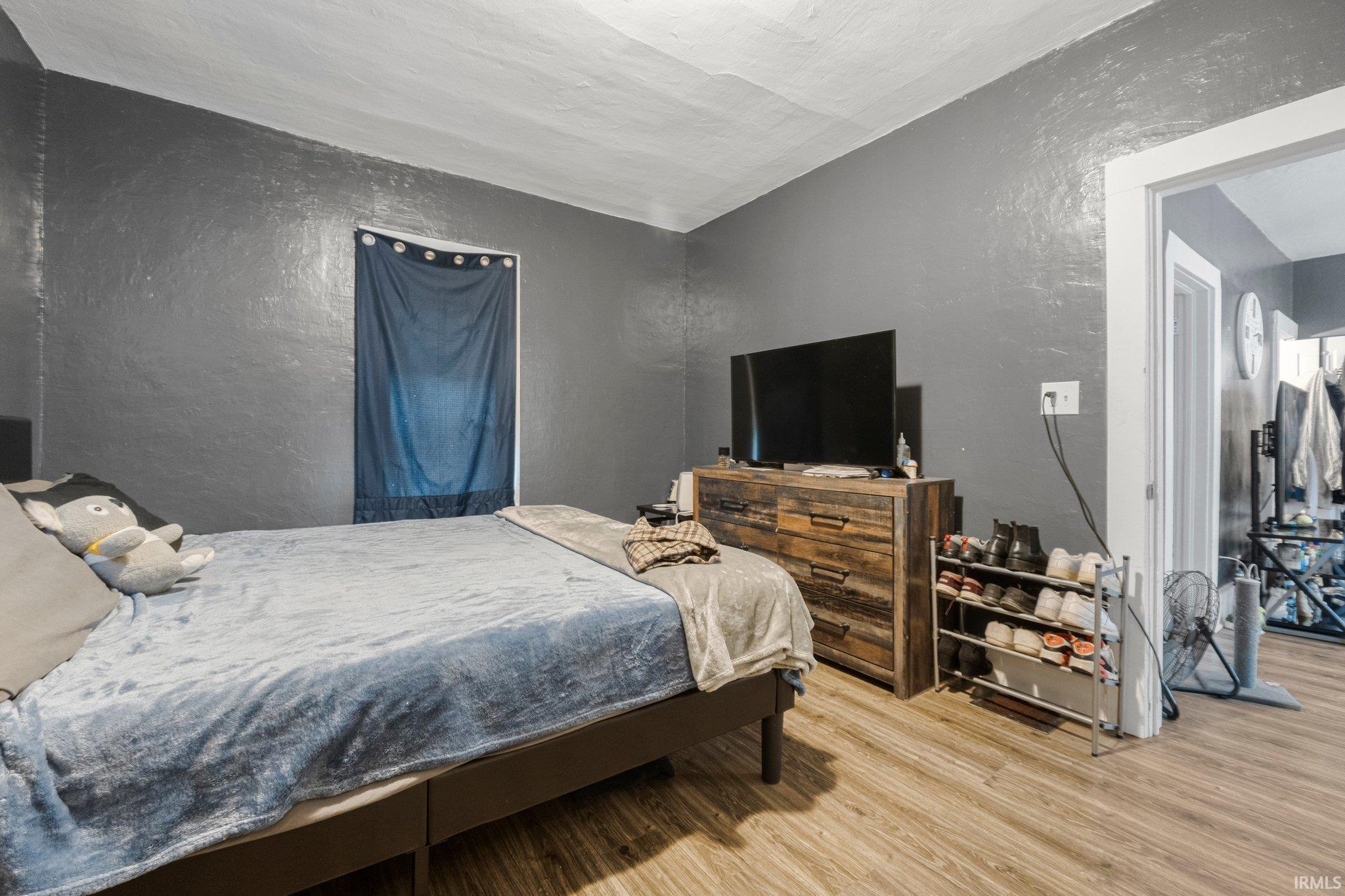 Photo 12 of 209 E 17Th Street