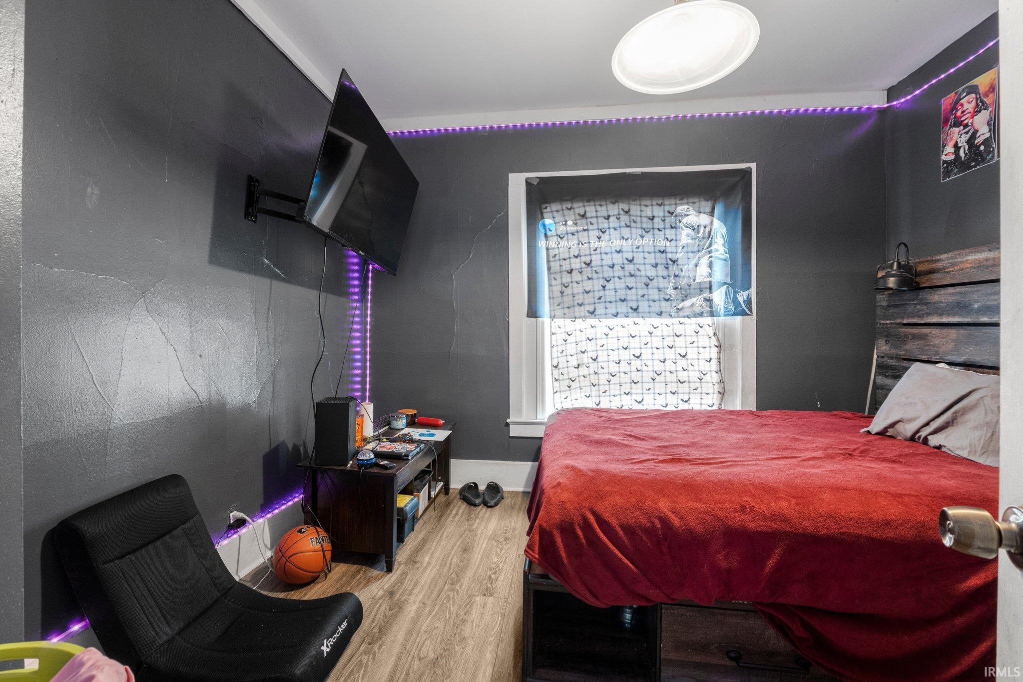 Photo 13 of 209 E 17Th Street