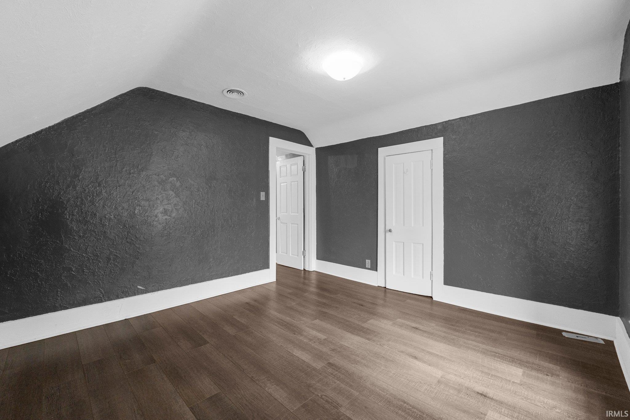 Photo 27 of 209 E 17Th Street