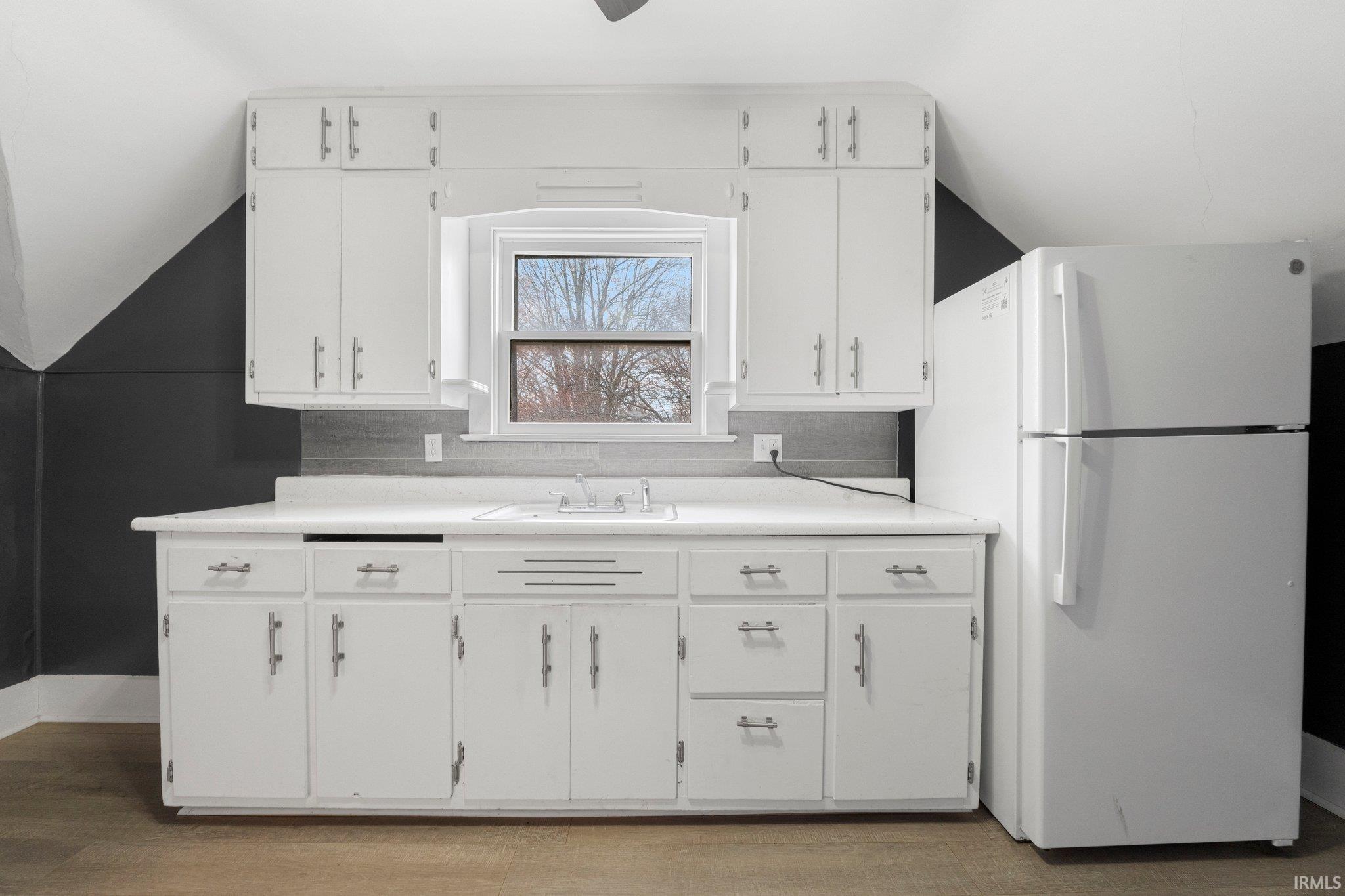 Photo 21 of 209 E 17Th Street
