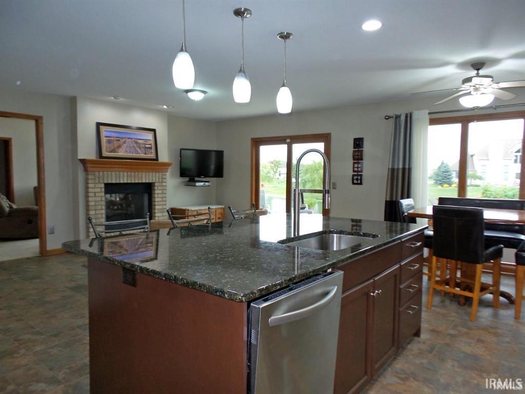 Photo 7 of 9487 FALCON Way