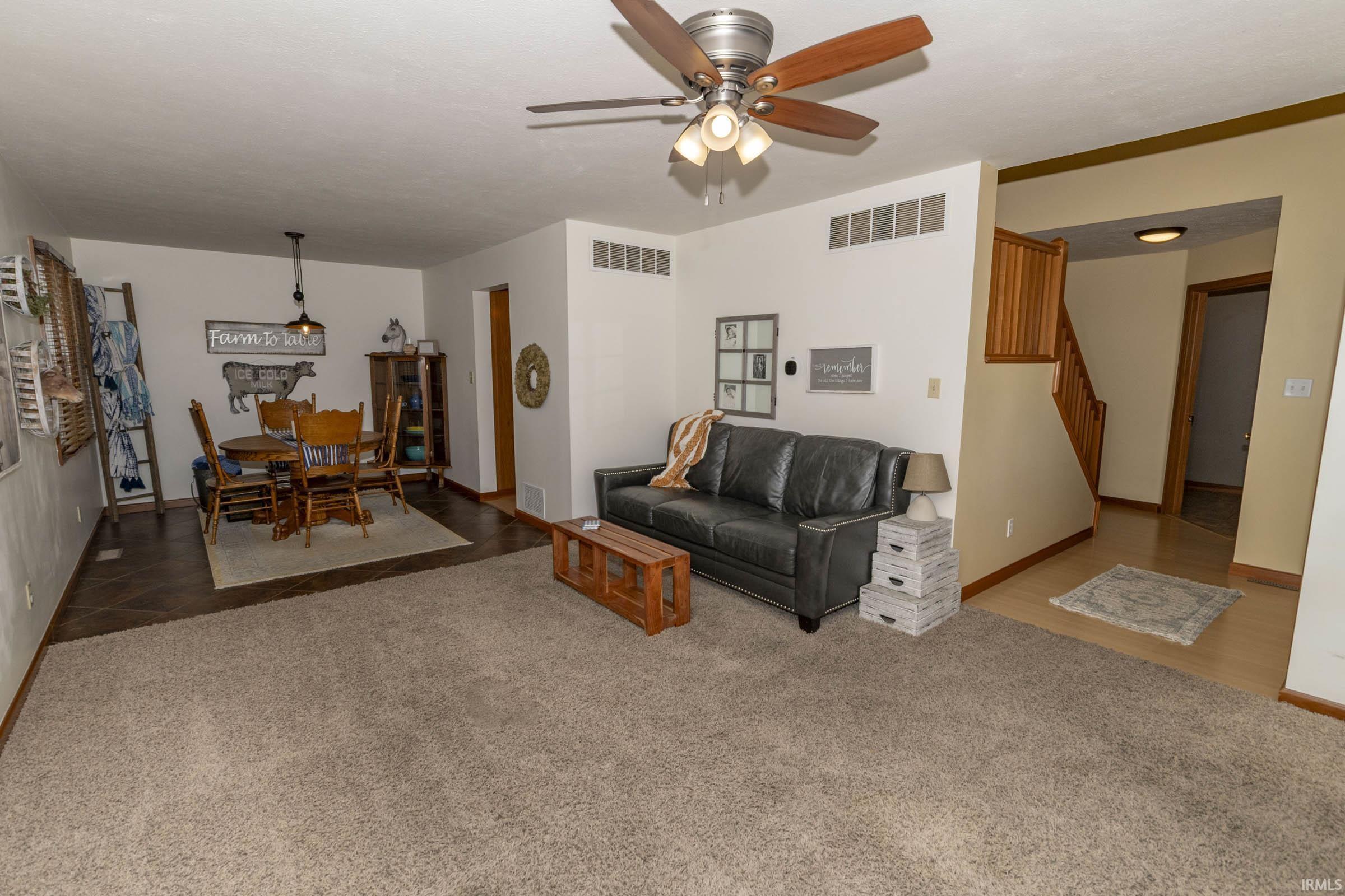 Photo 5 of 1935 E Timberline Circle N Circle