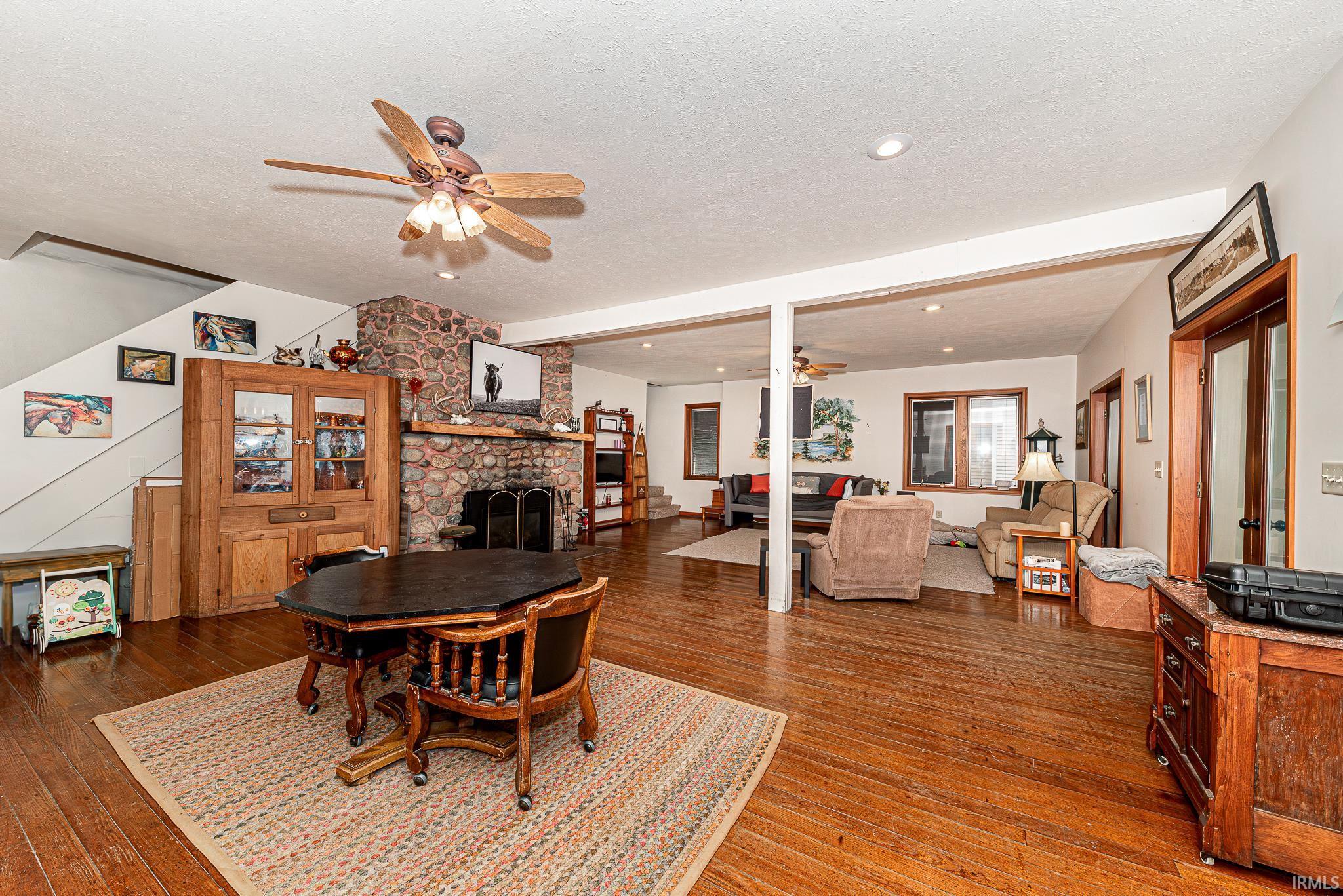 8241 E Wade Lane