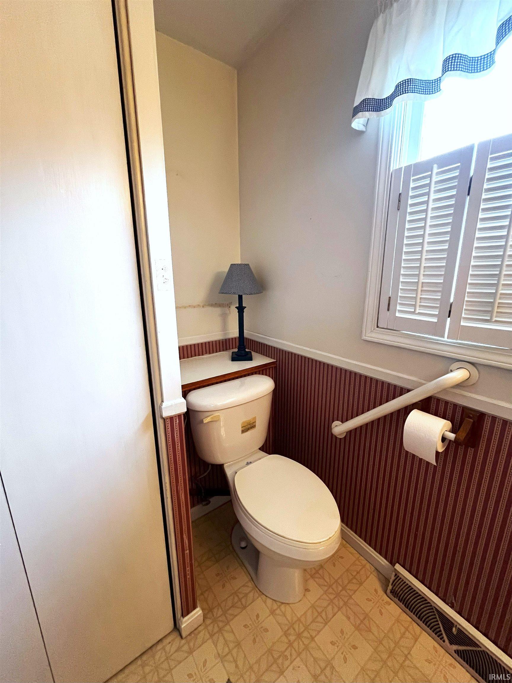 Photo 10 of 1102 S 15th Street