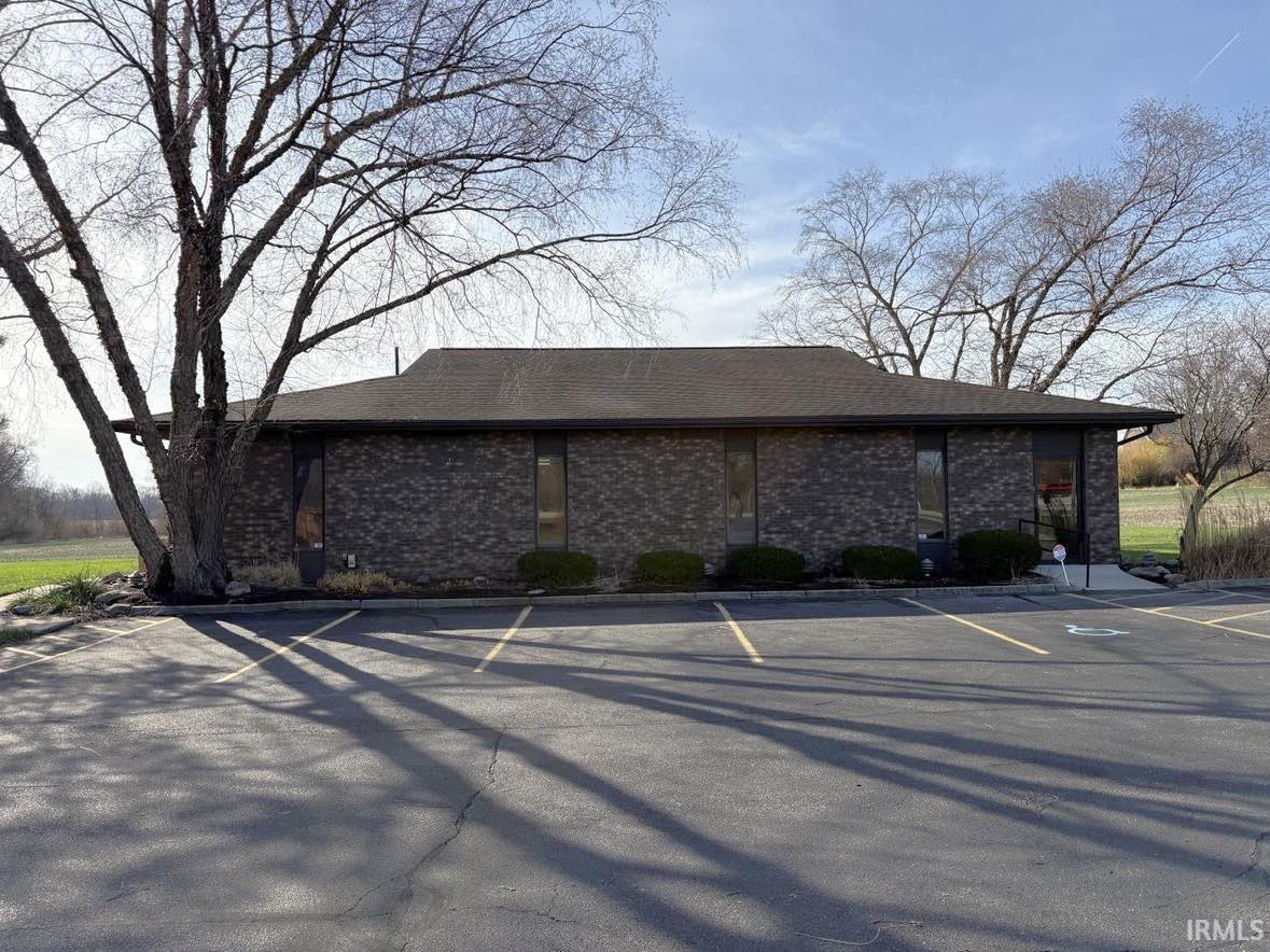 Photo 2 of 405 Lower Huntington Road