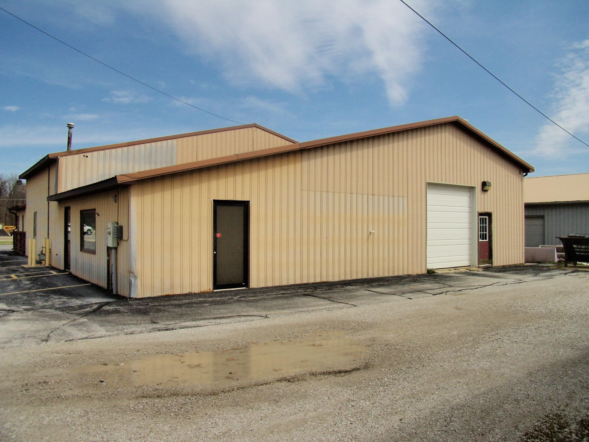 Photo 1 of 1800 Wohlert Street