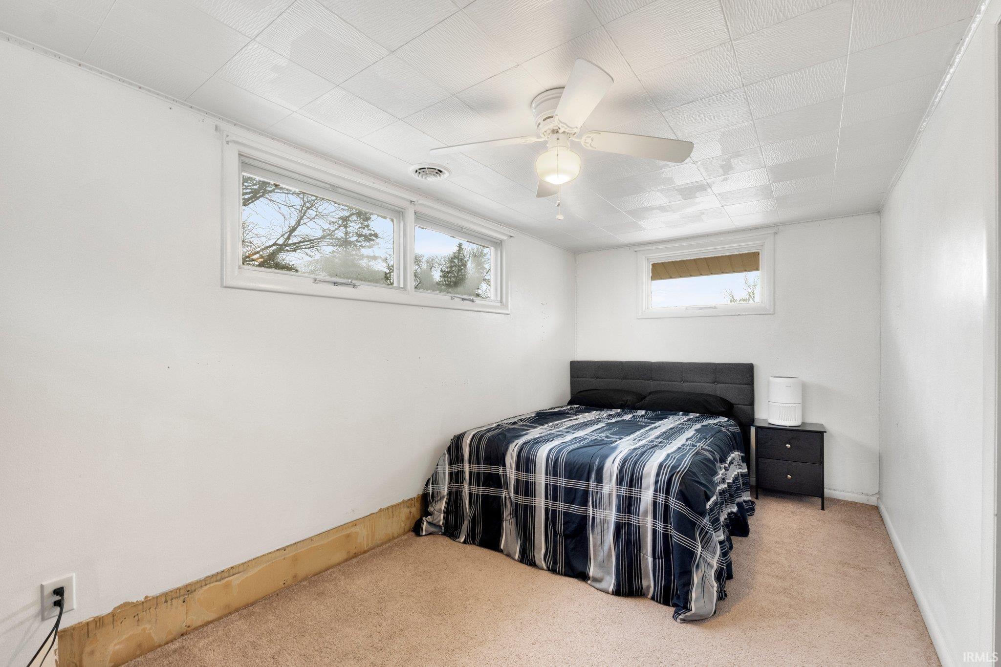 Photo 31 of 411 E South