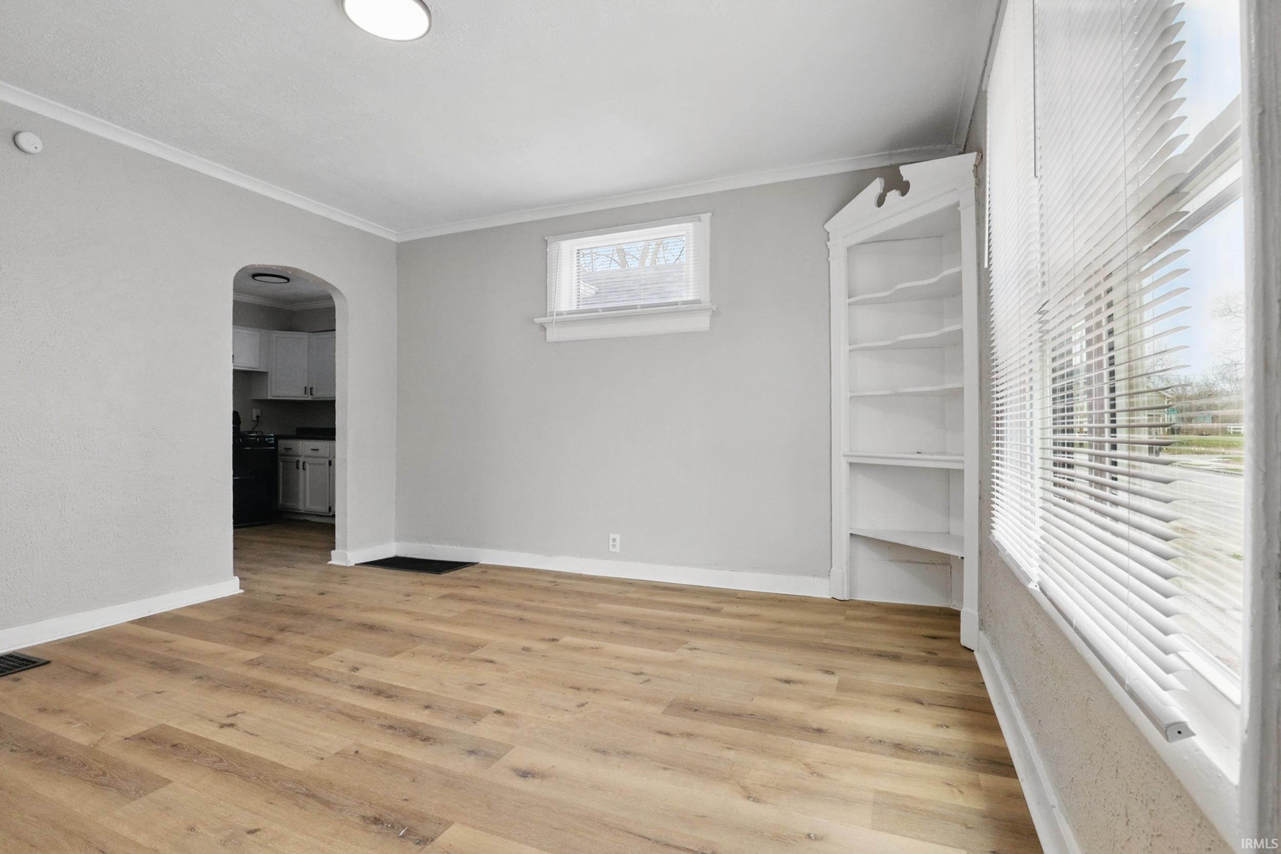 Photo 4 of 3035 Bowser Avenue
