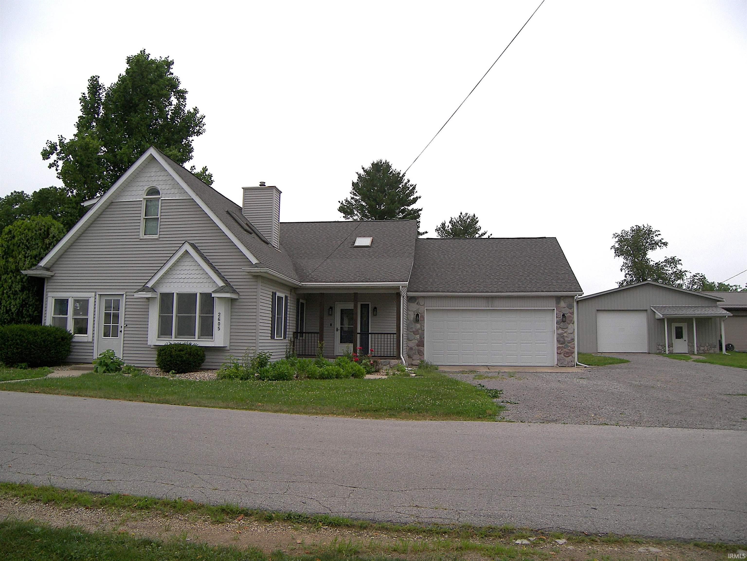 Photo 0 of 2605 E Beech Avenue