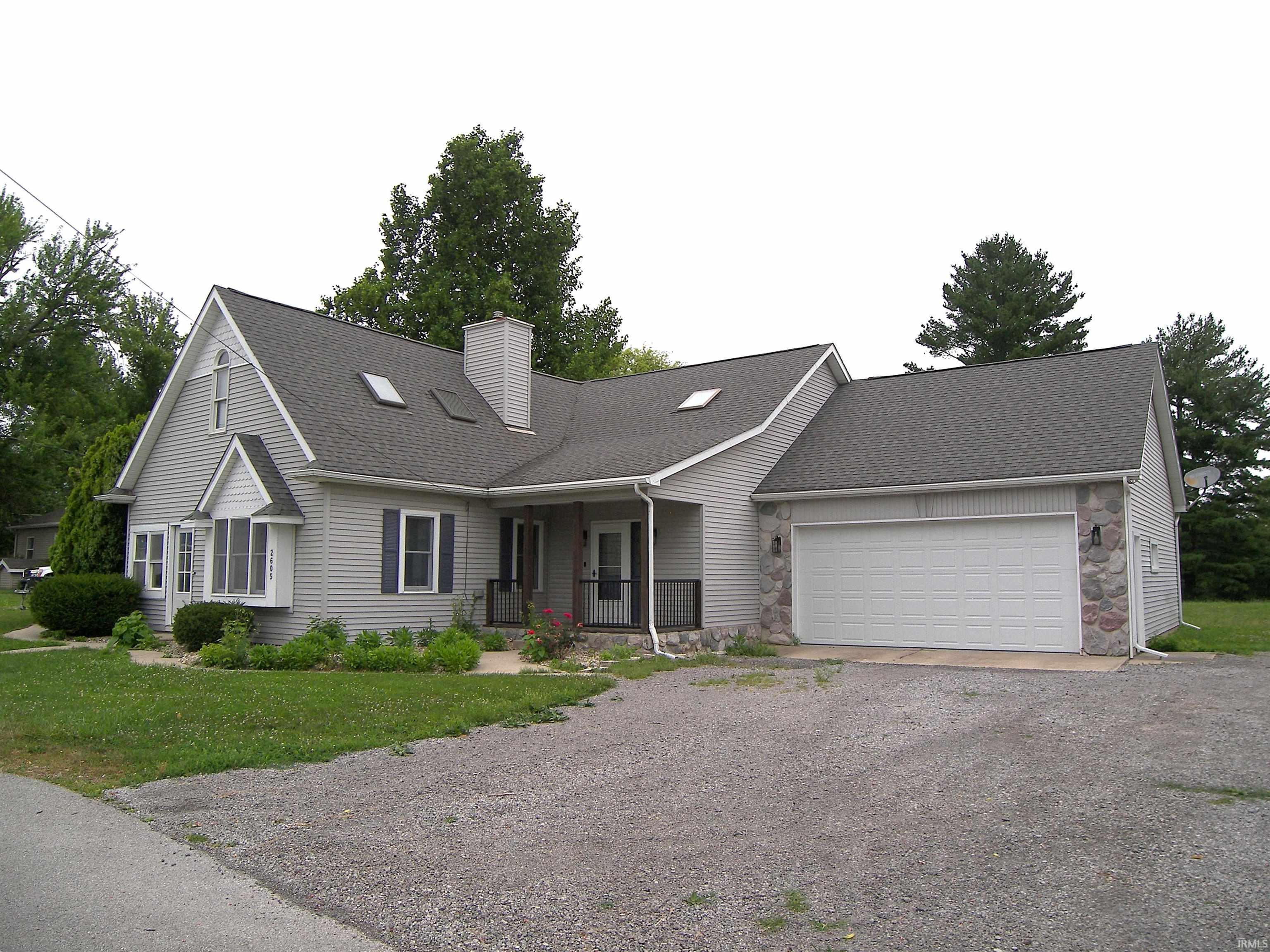 Photo 1 of 2605 E Beech Avenue