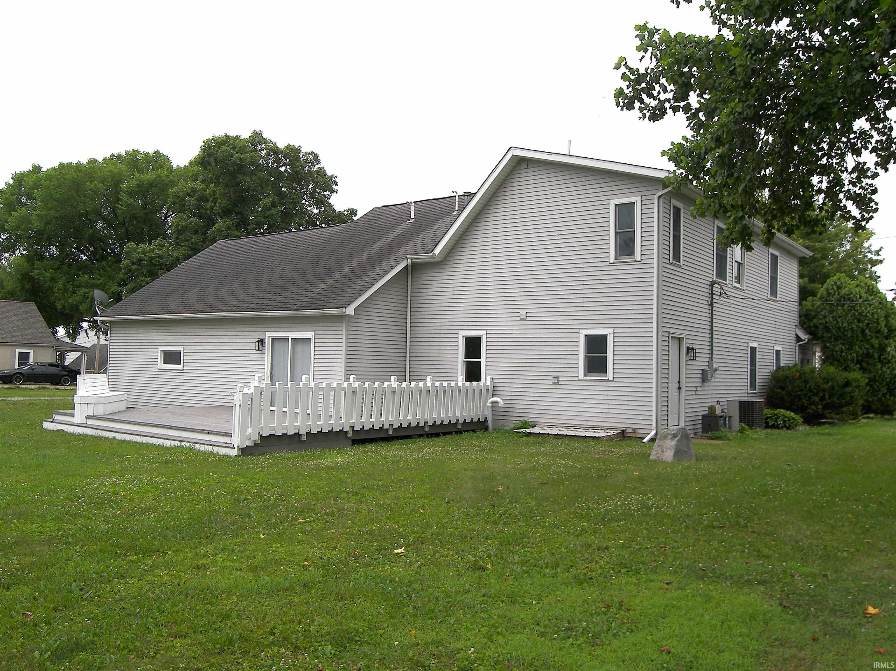 Photo 4 of 2605 E Beech Avenue