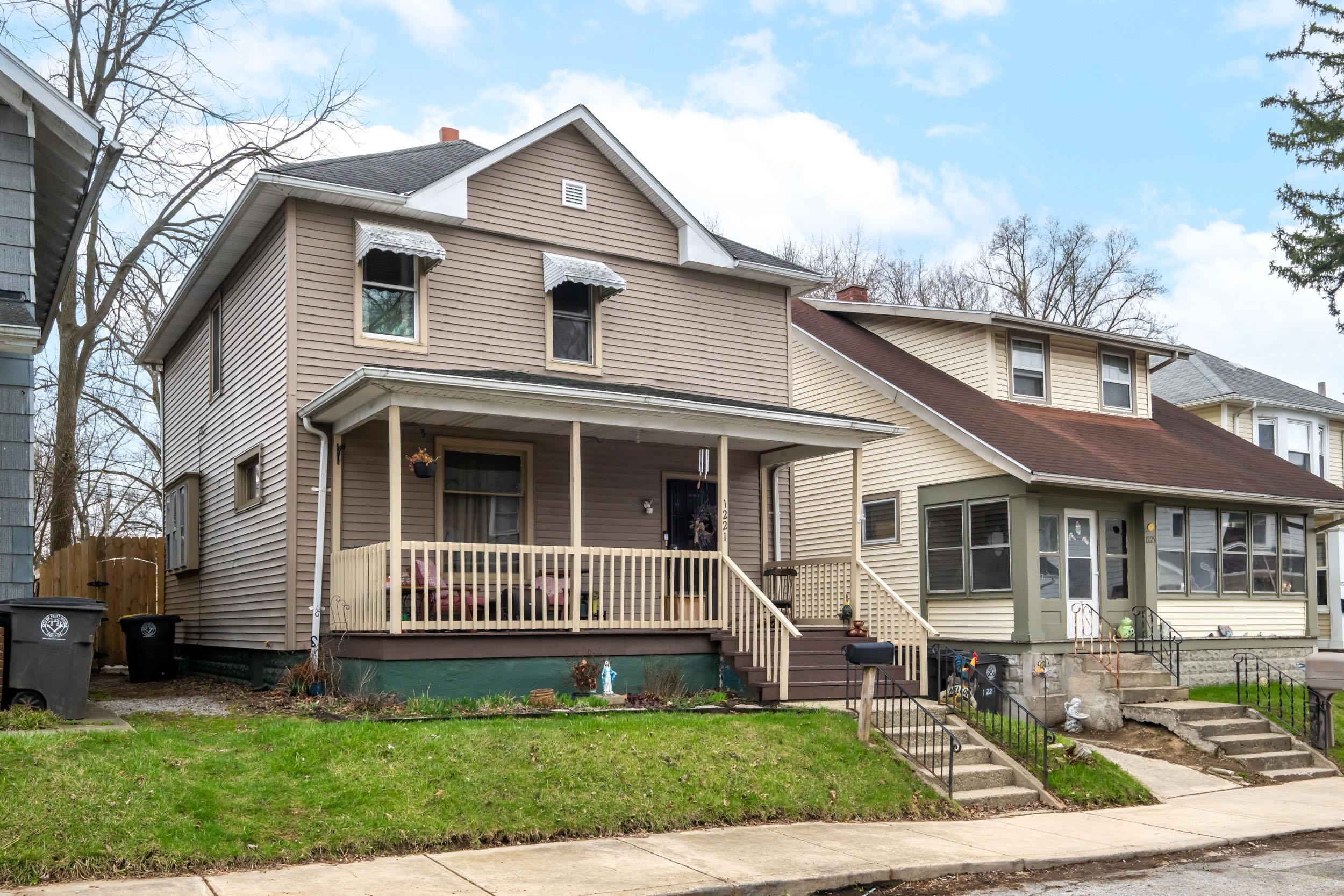 Photo 0 of 1221 W Wildwood Avenue