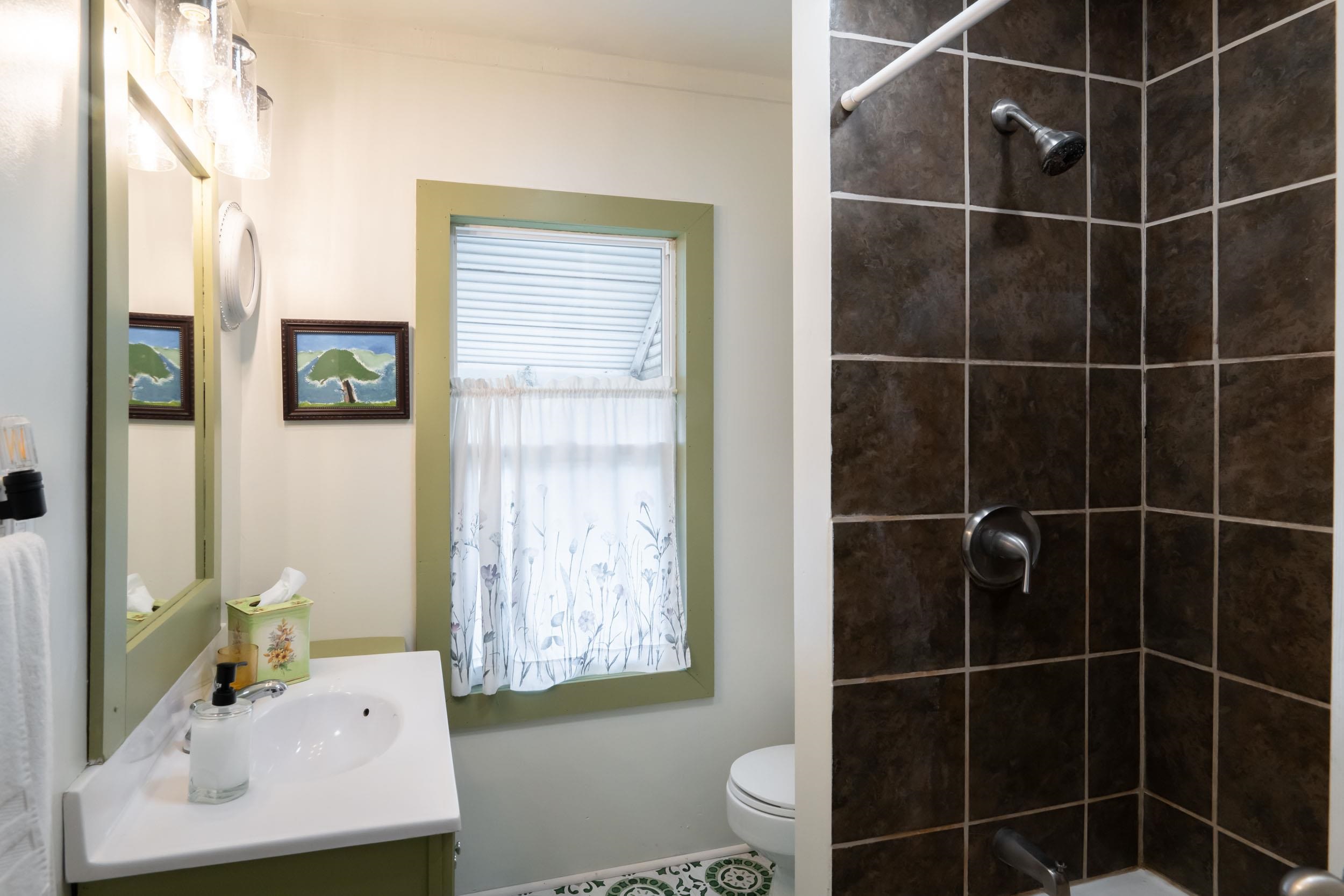 Photo 19 of 1221 W Wildwood Avenue