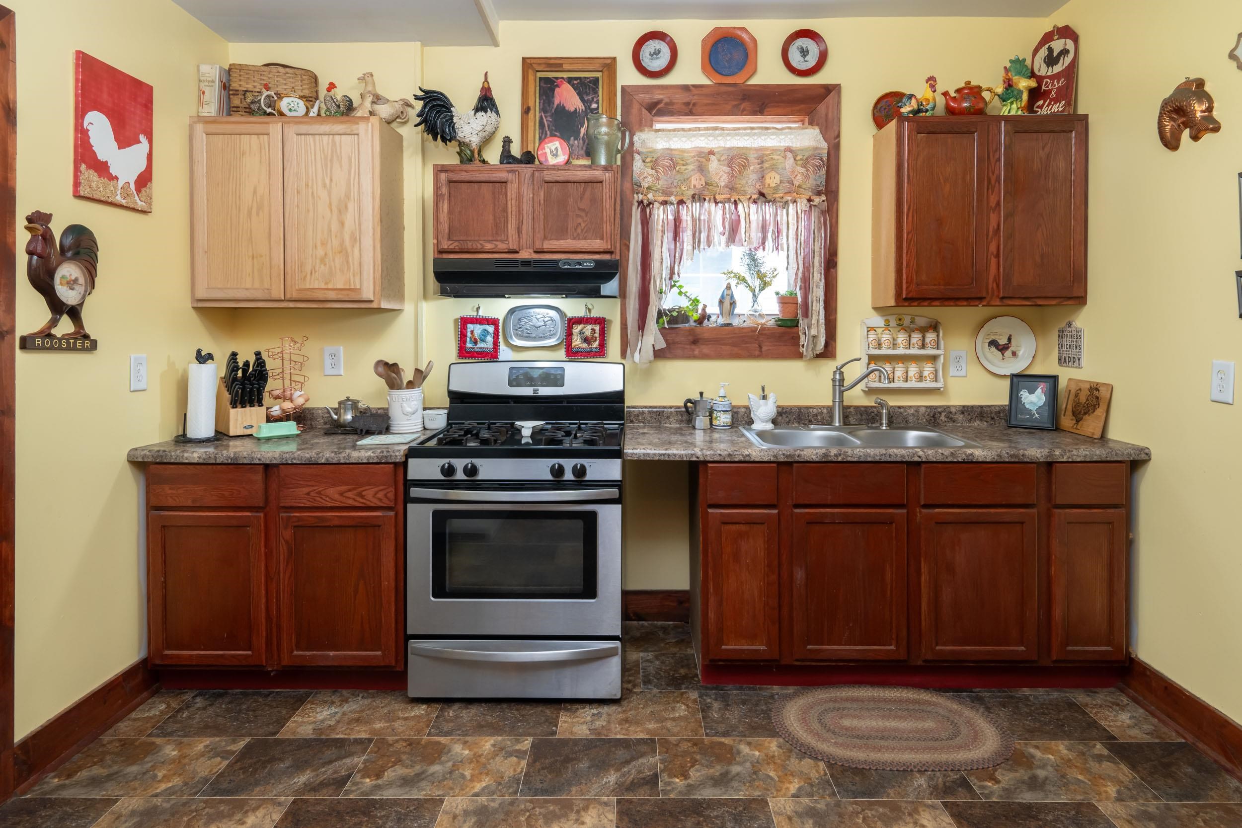 Photo 9 of 1221 W Wildwood Avenue
