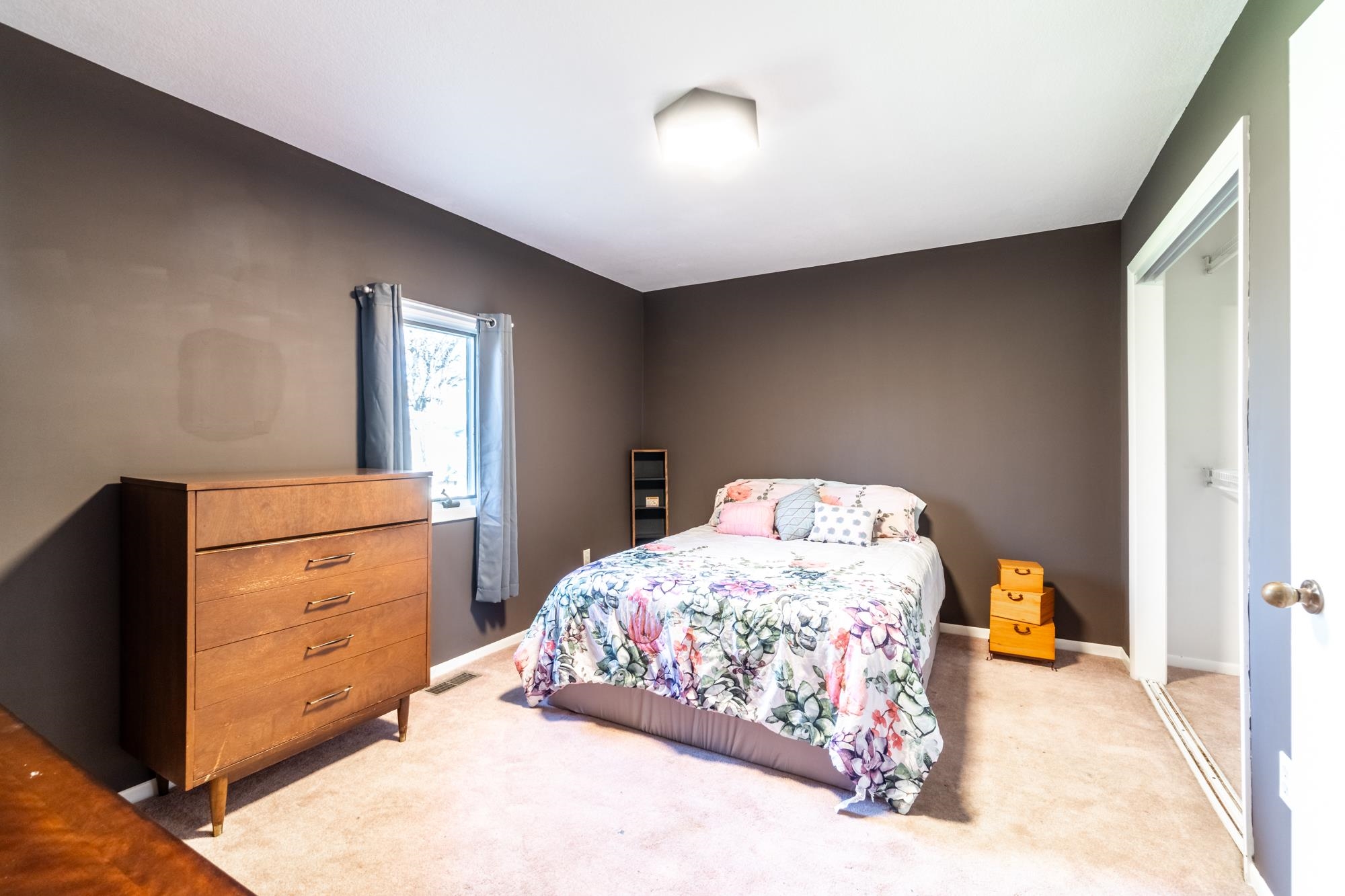 Photo 17 of 2680 S 390 W