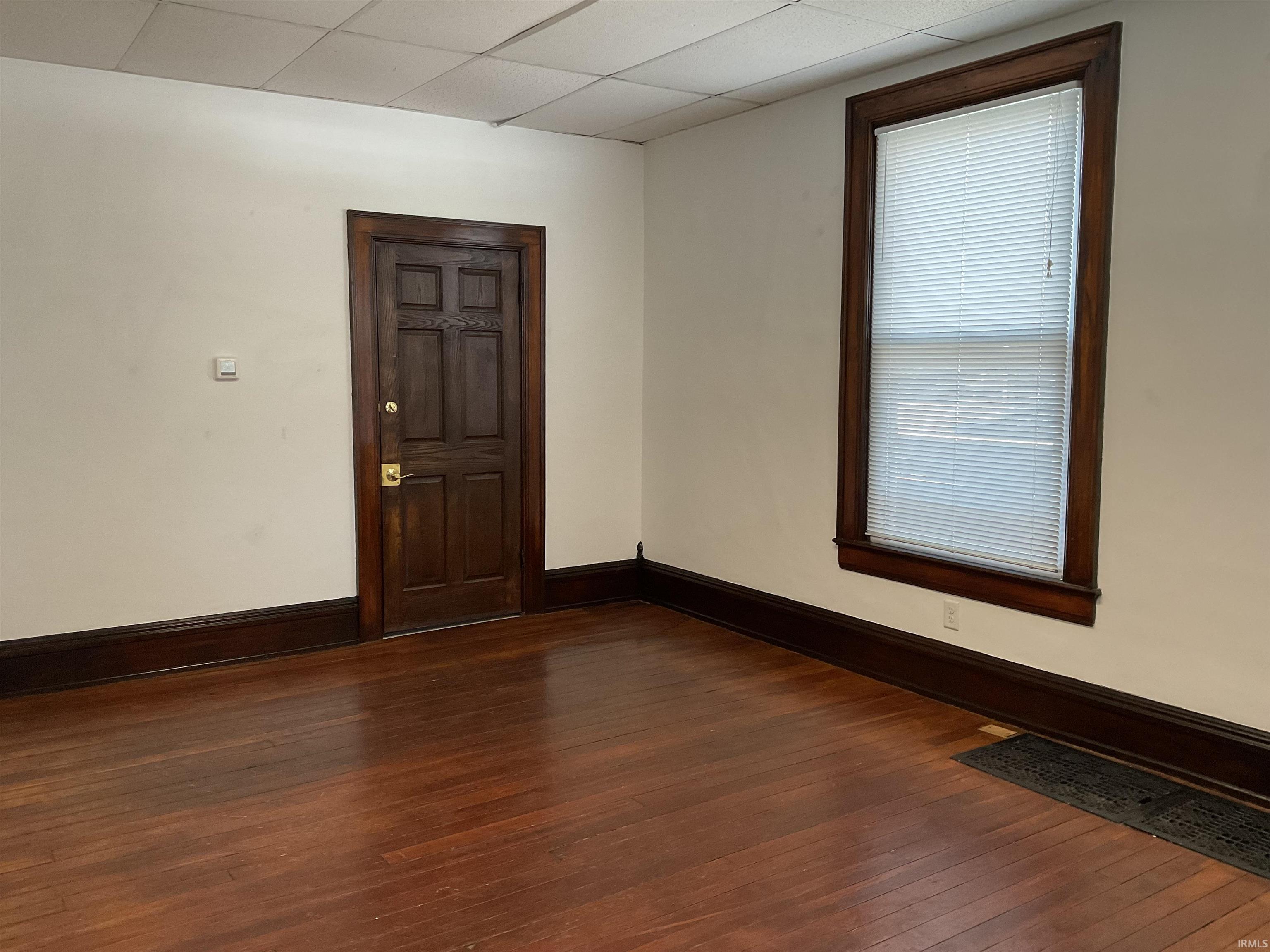 Photo 4 of 623 W Washington Boulevard