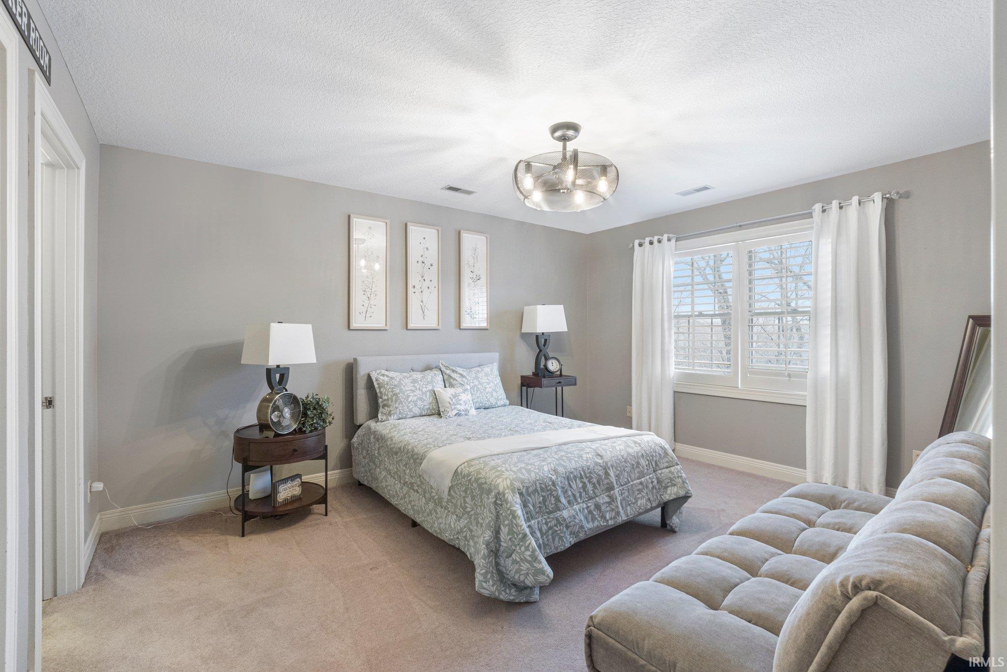Photo 17 of 17116 Coldwater Road