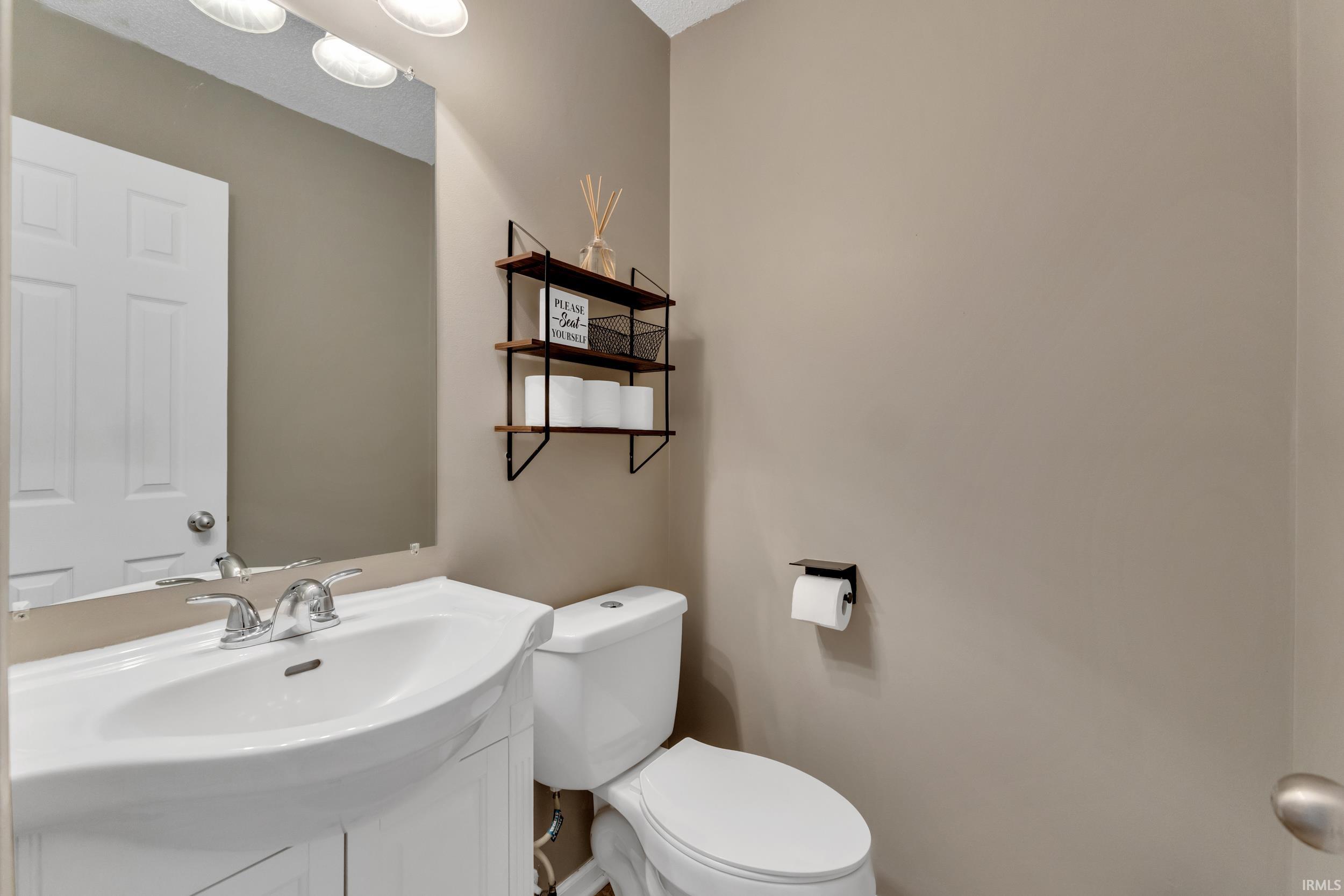 Photo 5 of 15006 Hedgebrook Drive