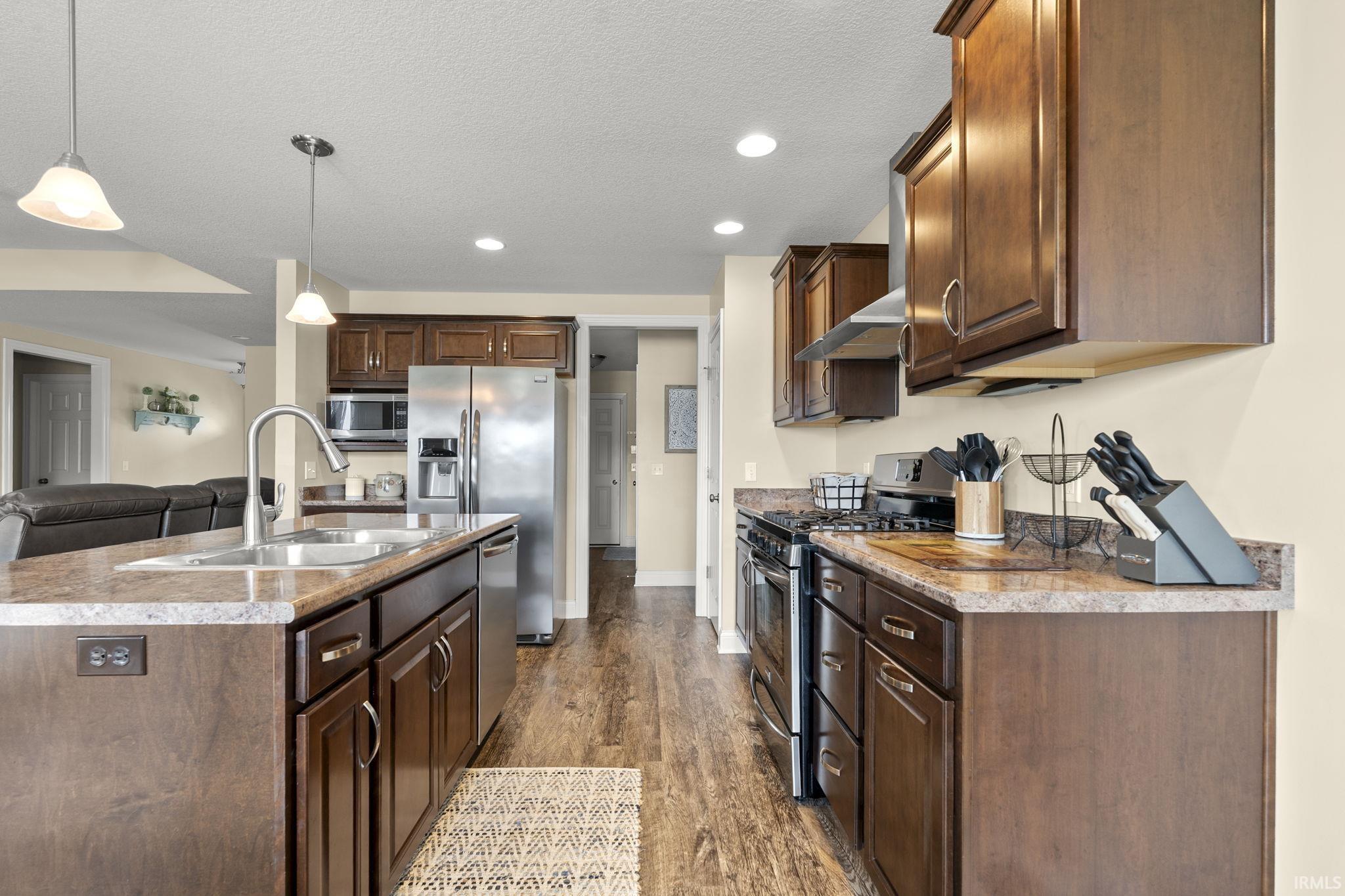 Photo 4 of 1420 Centerbrook Drive
