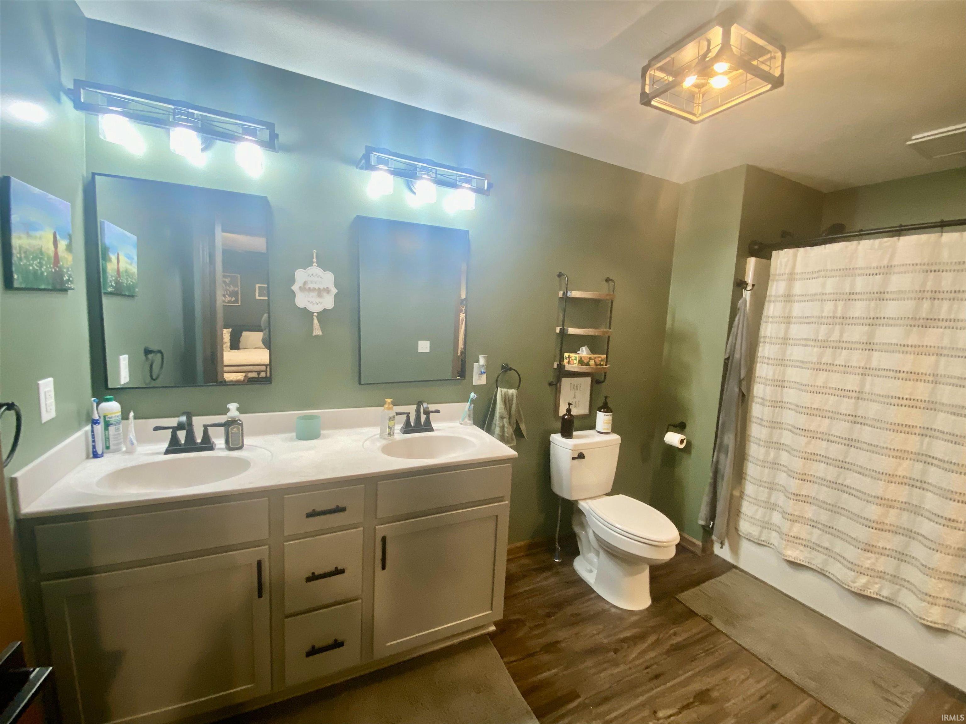Photo 11 of 3207 E 800 S