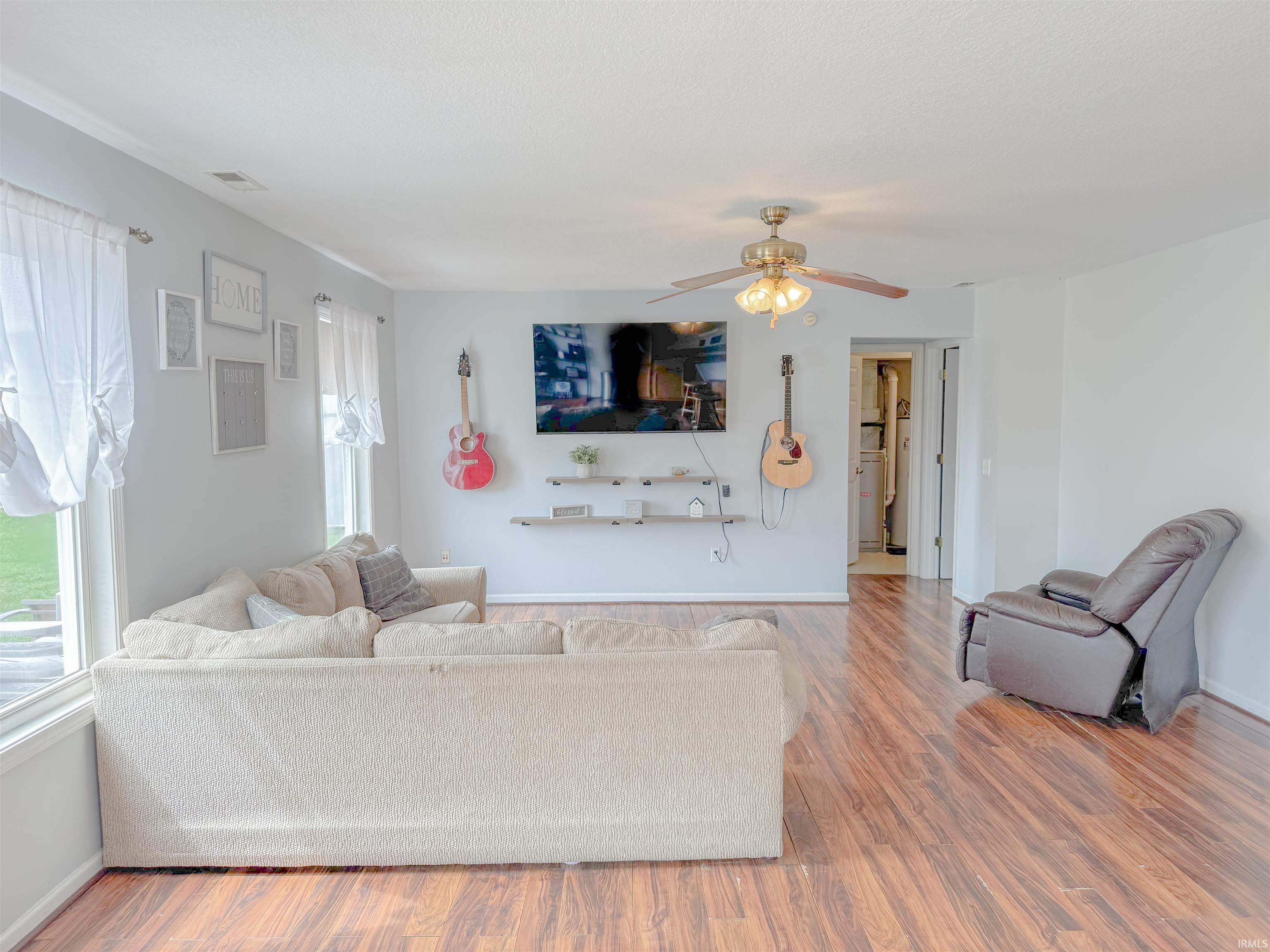 Photo 5 of 3793 Fieldstone Chase