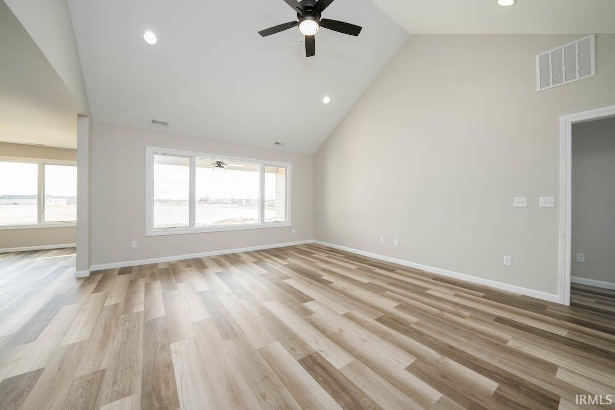 Photo 13 of 840 Zenos Boulevard