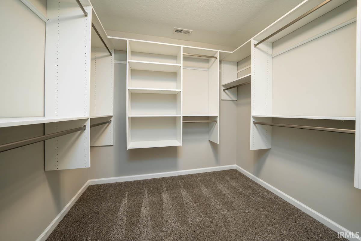 Photo 17 of 840 Zenos Boulevard