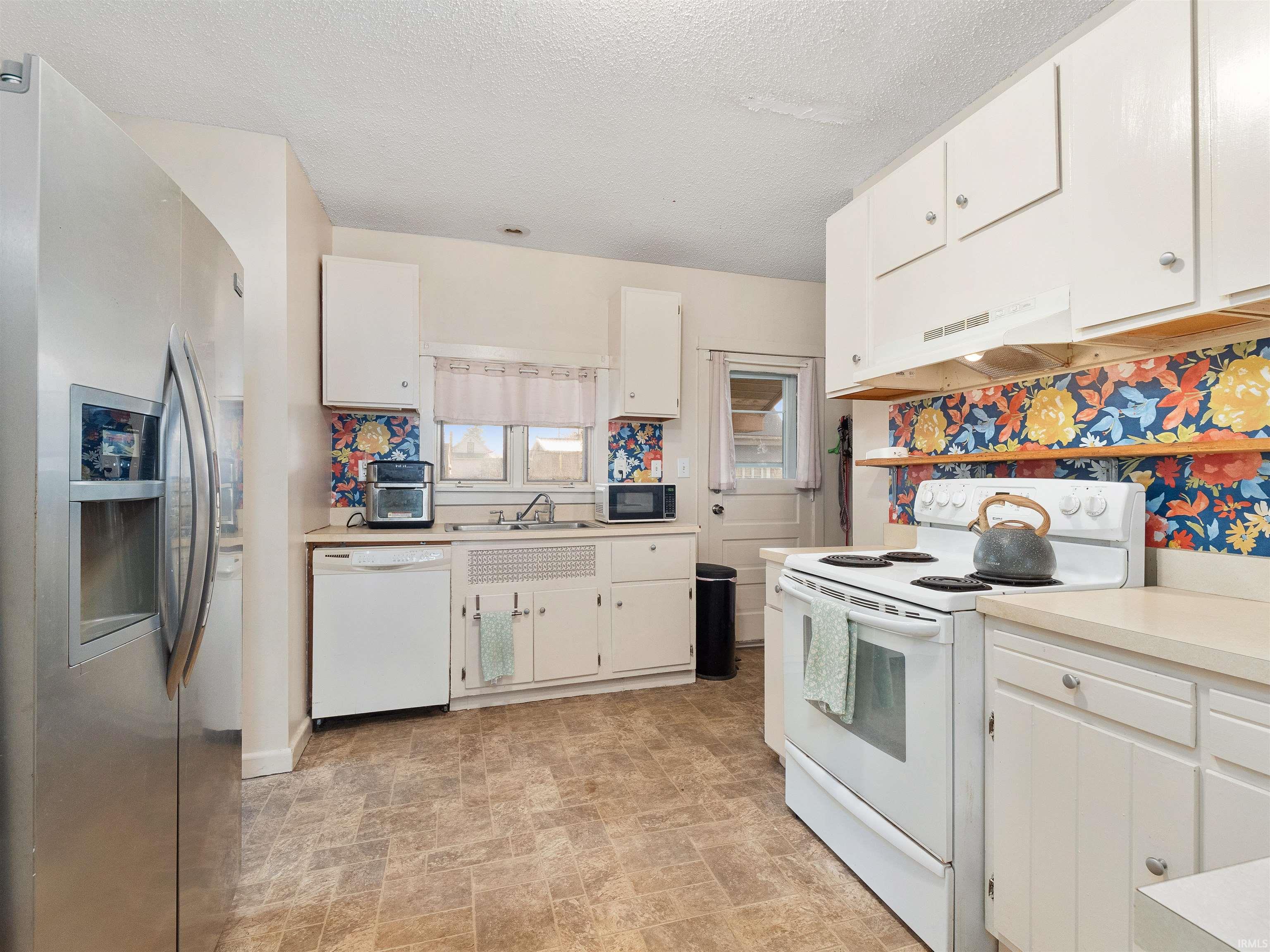 Photo 10 of 623 N Allen Street