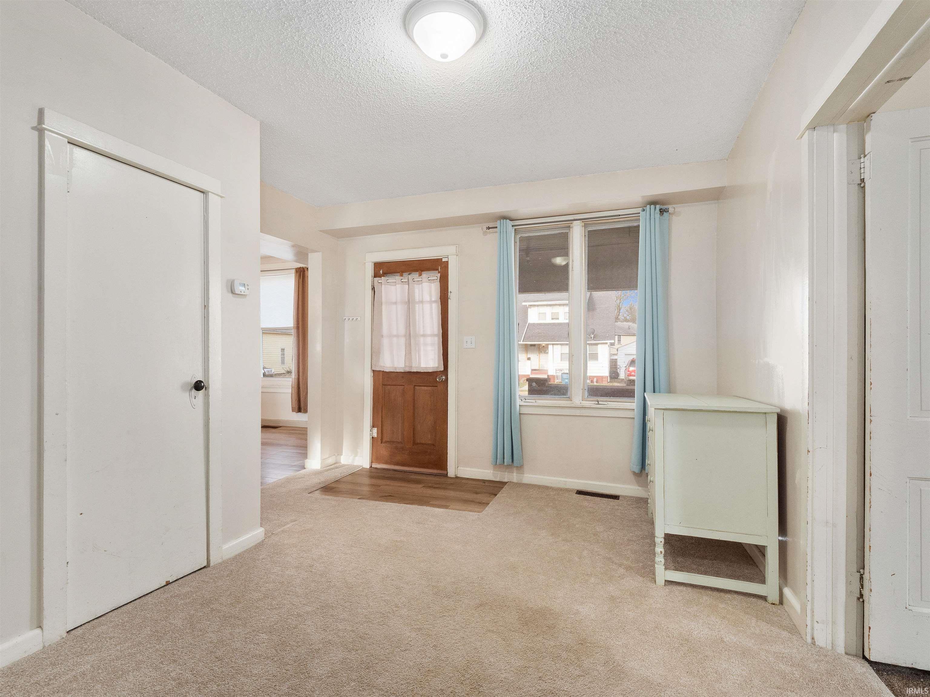 Photo 8 of 623 N Allen Street