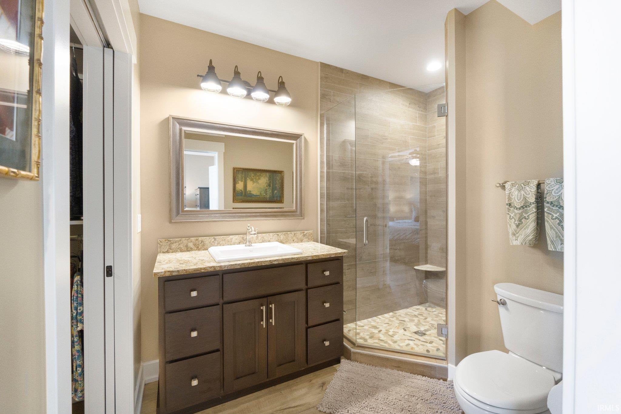 Photo 20 of 410 W Brackenridge Street