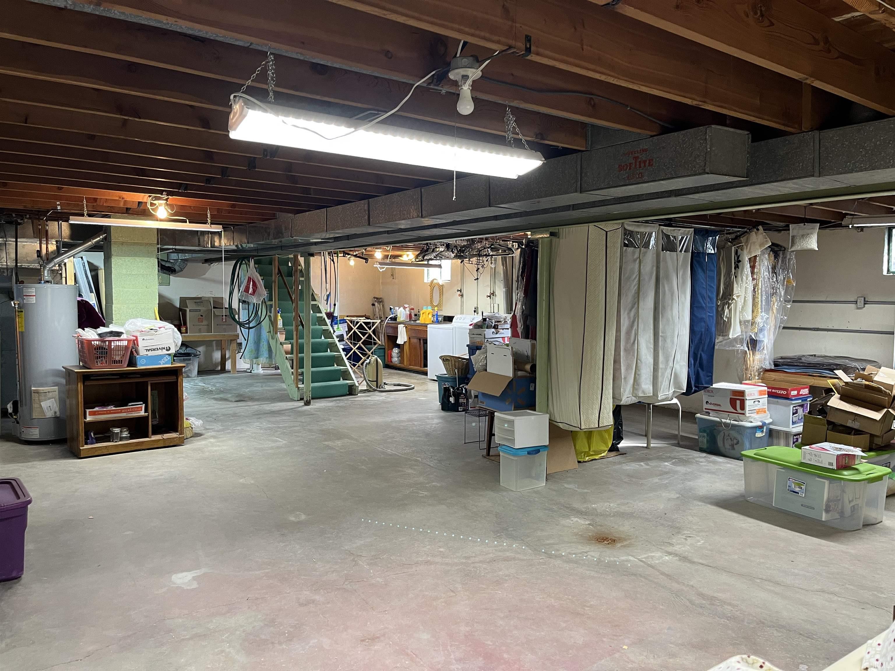 Photo 3 of 500 N Riley Street