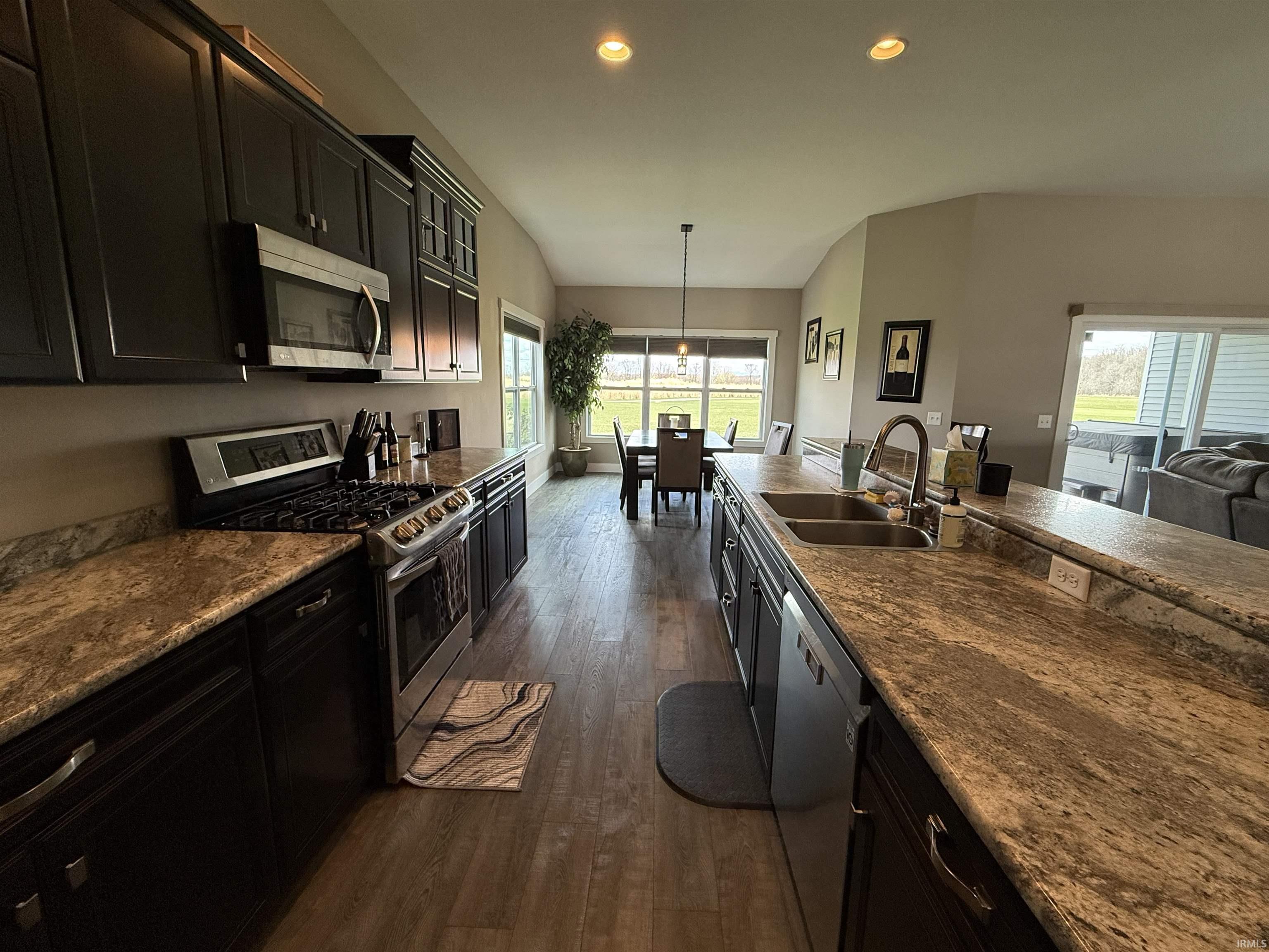 Photo 11 of 1009 Osprey Court