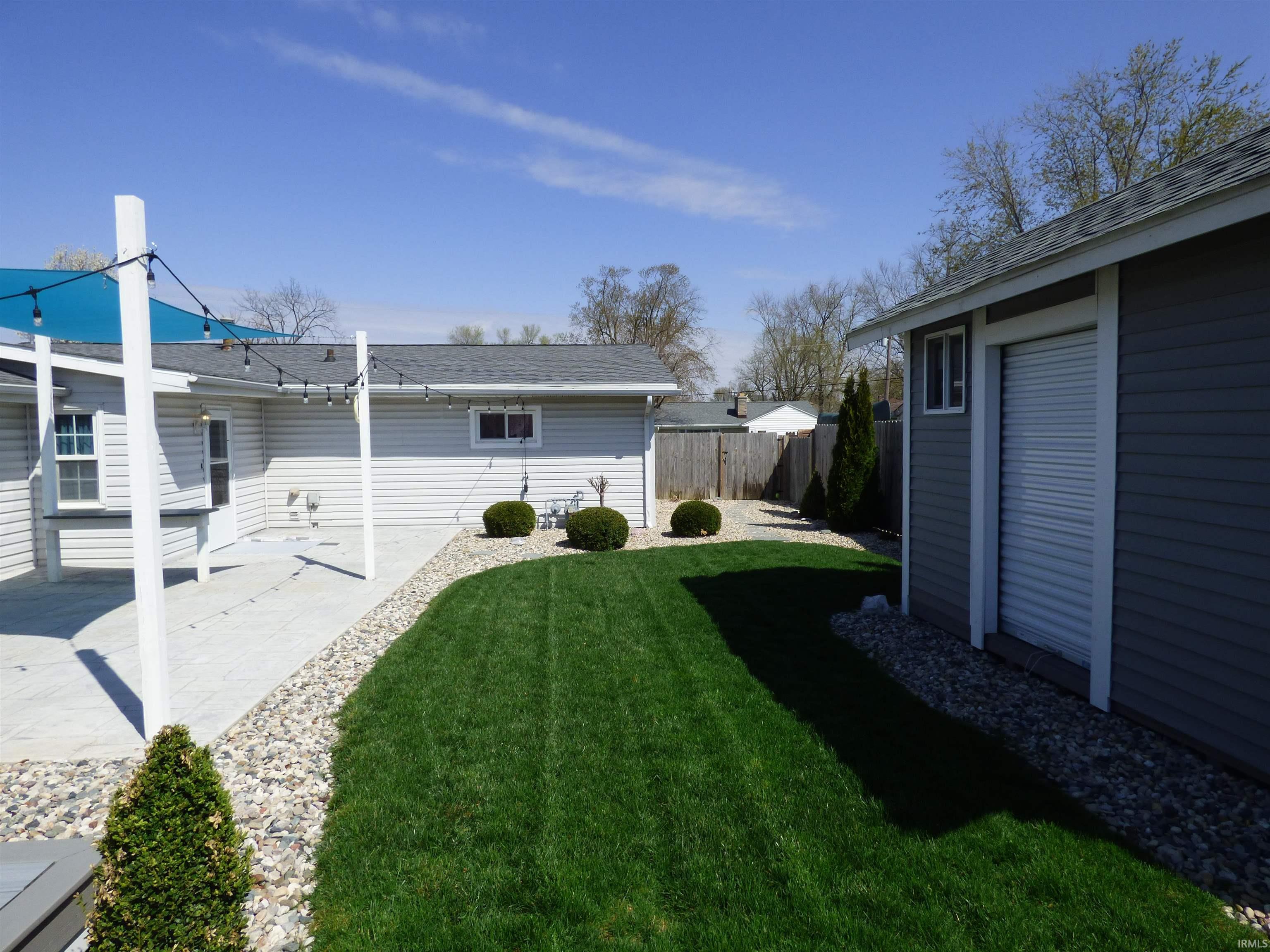 Homes for sale in Frankfort, IN | 1501 E Walnut St, Frankfort, IN 46041 | MLS# 202511759